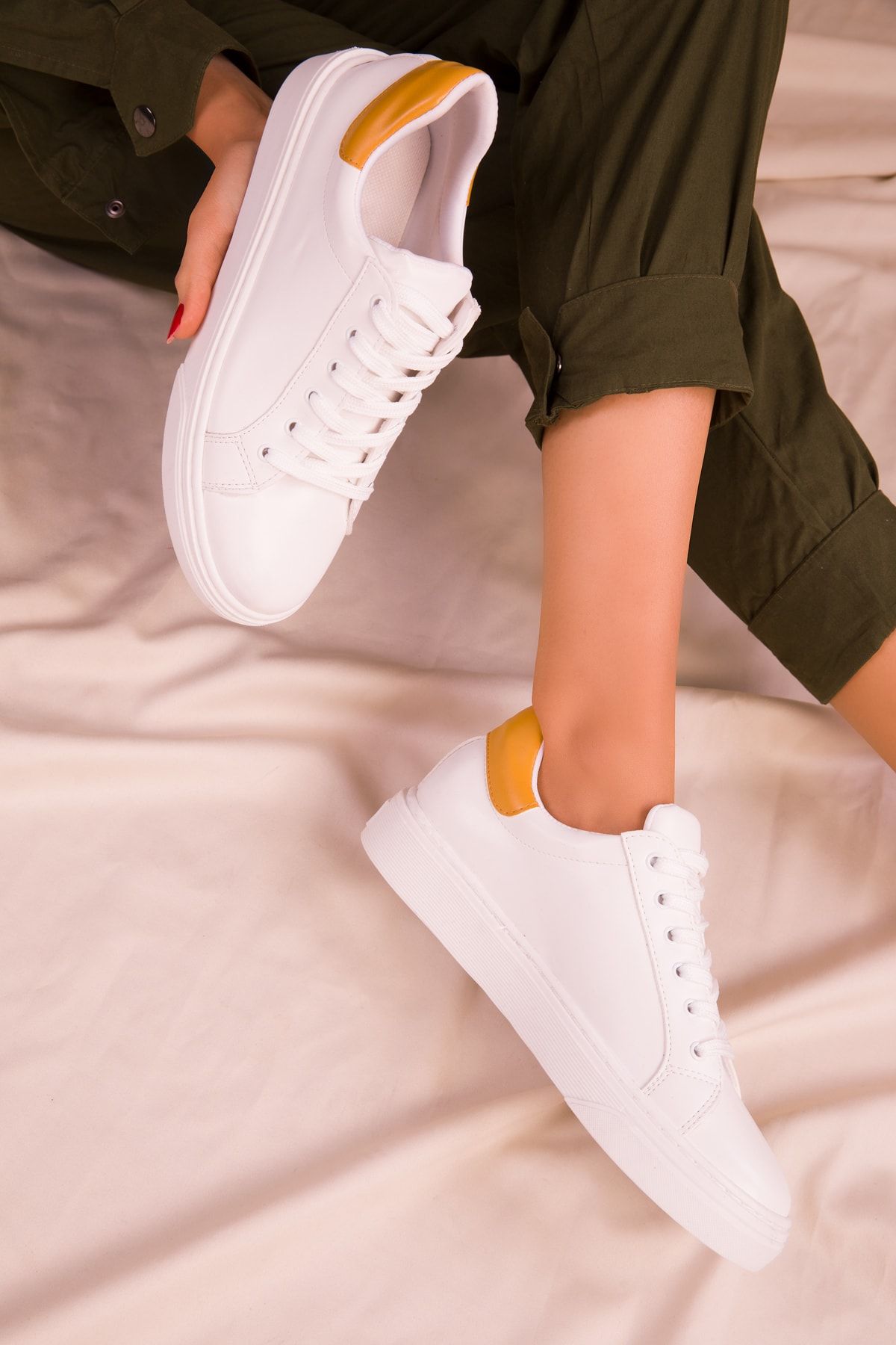 SOHO Beyaz-Hardal Sarı Kadın Sneaker 14395