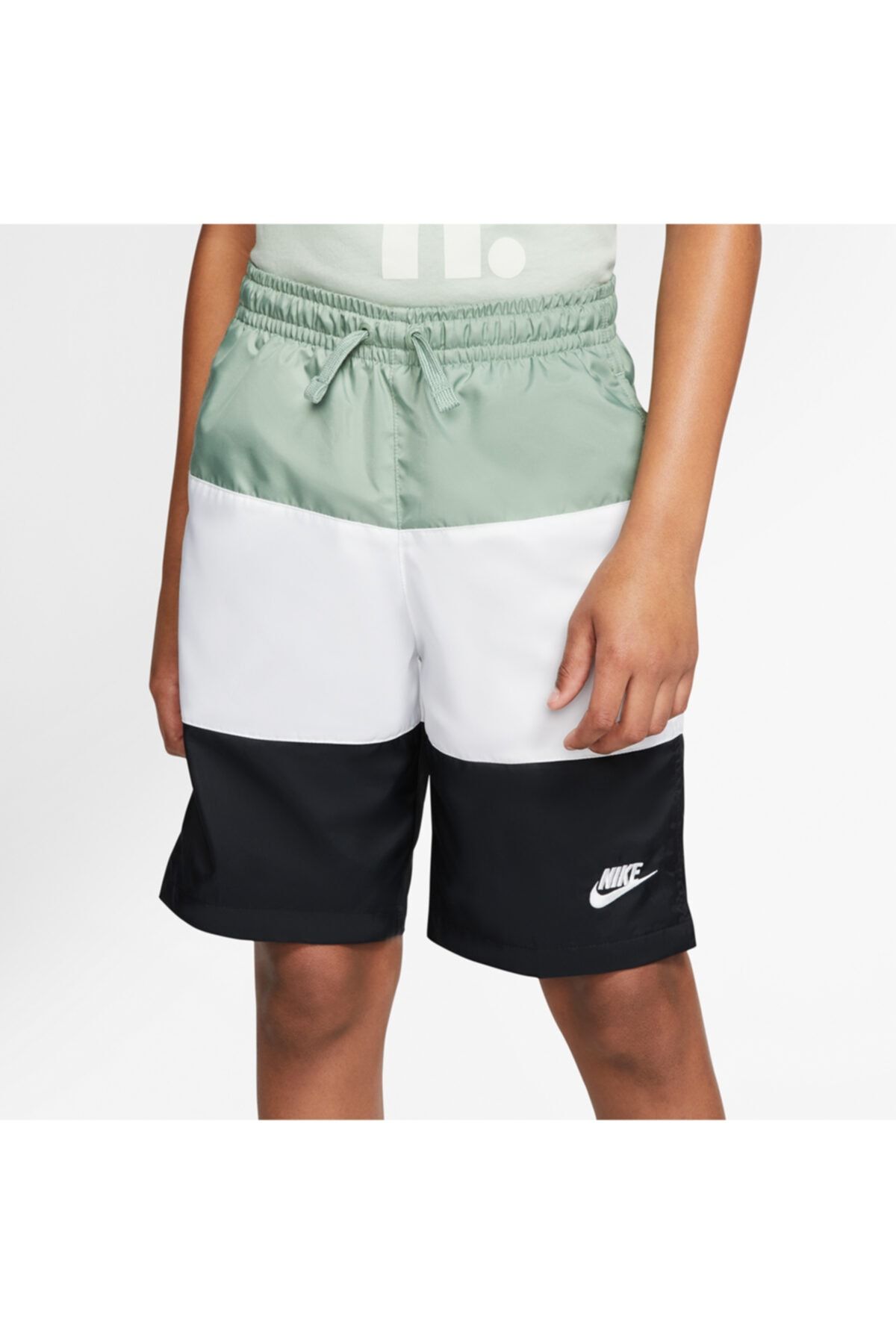 Nike Unisex Yeşil Çocuk Beyaz Siyah B Nsw Short Şort Cw1021-352 Havuz Ve Deniz Şortu