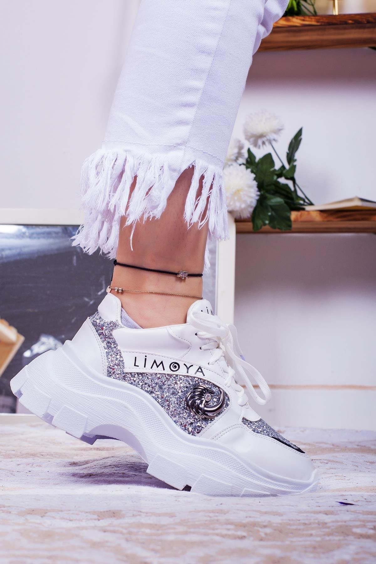 Limoya Kadın Beyaz Cam Kırığı Detaylı Yüksek Tabanlı Sneaker