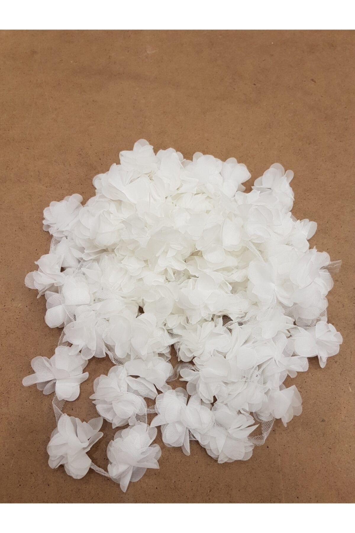 Aker Hediyelik Beyaz Lazer Gül 9m Lazer Kesim Gül Süsleme Paketleme Malzemesi 120 Adet Organze Kumaş Yapay Çiçekler