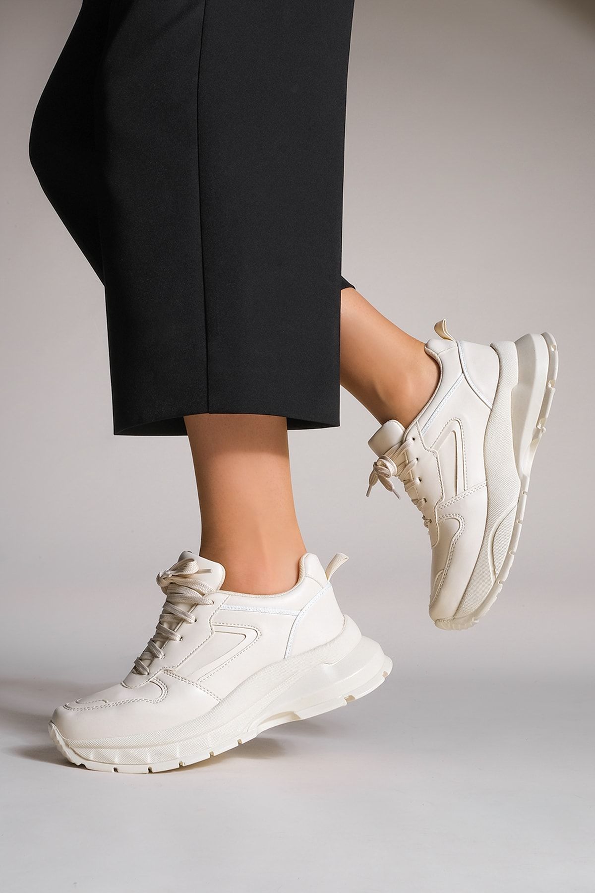 Marjin Kadın Sneaker Kalın Taban Bağcıklı Spor Ayakkabı Besri Bej