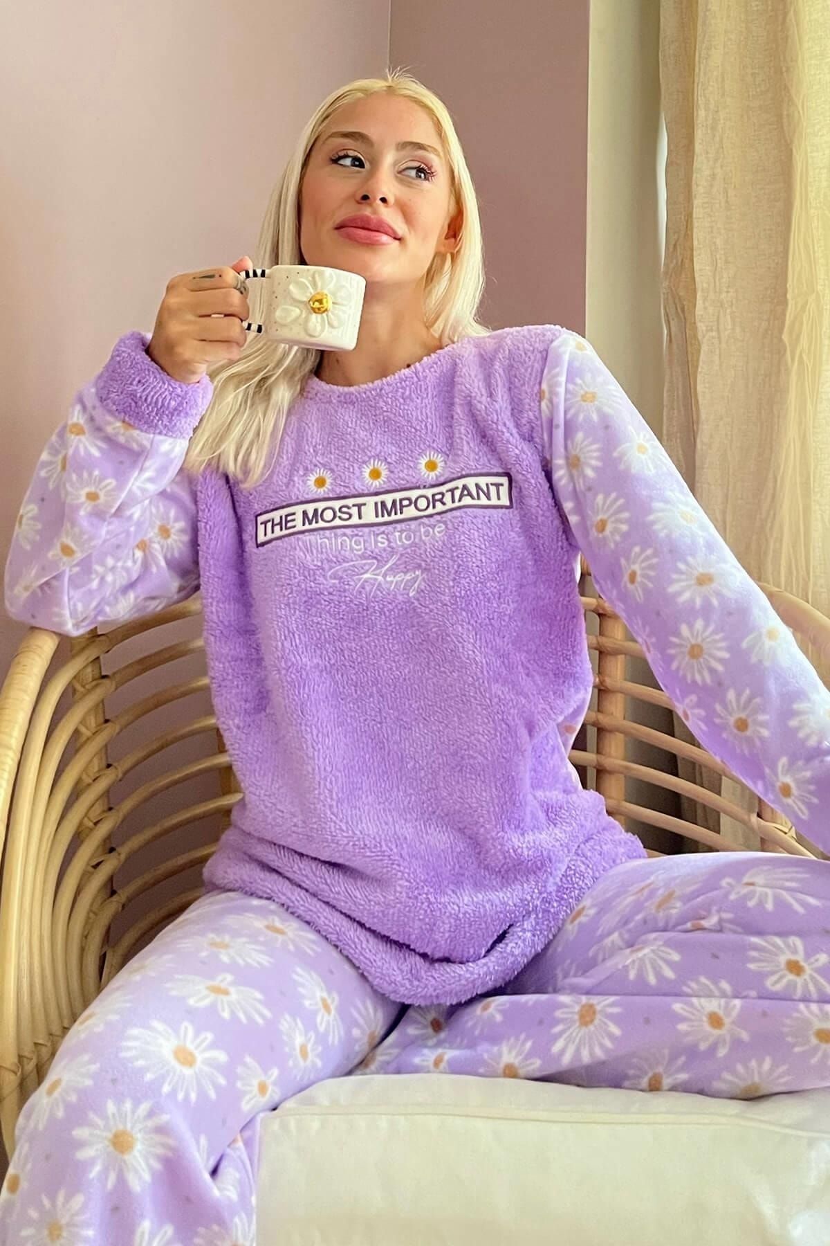Pijamaevi Lila Most Thing Desenli Kadın Peluş Pijama Takımı