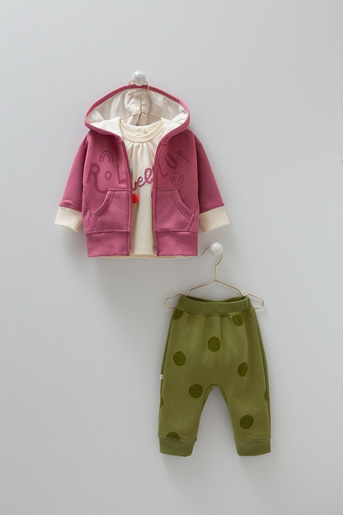 Caramell %100 Pamuklu Kız Bebek Hırka Body Pantolon 3'lü Takım Roll Up