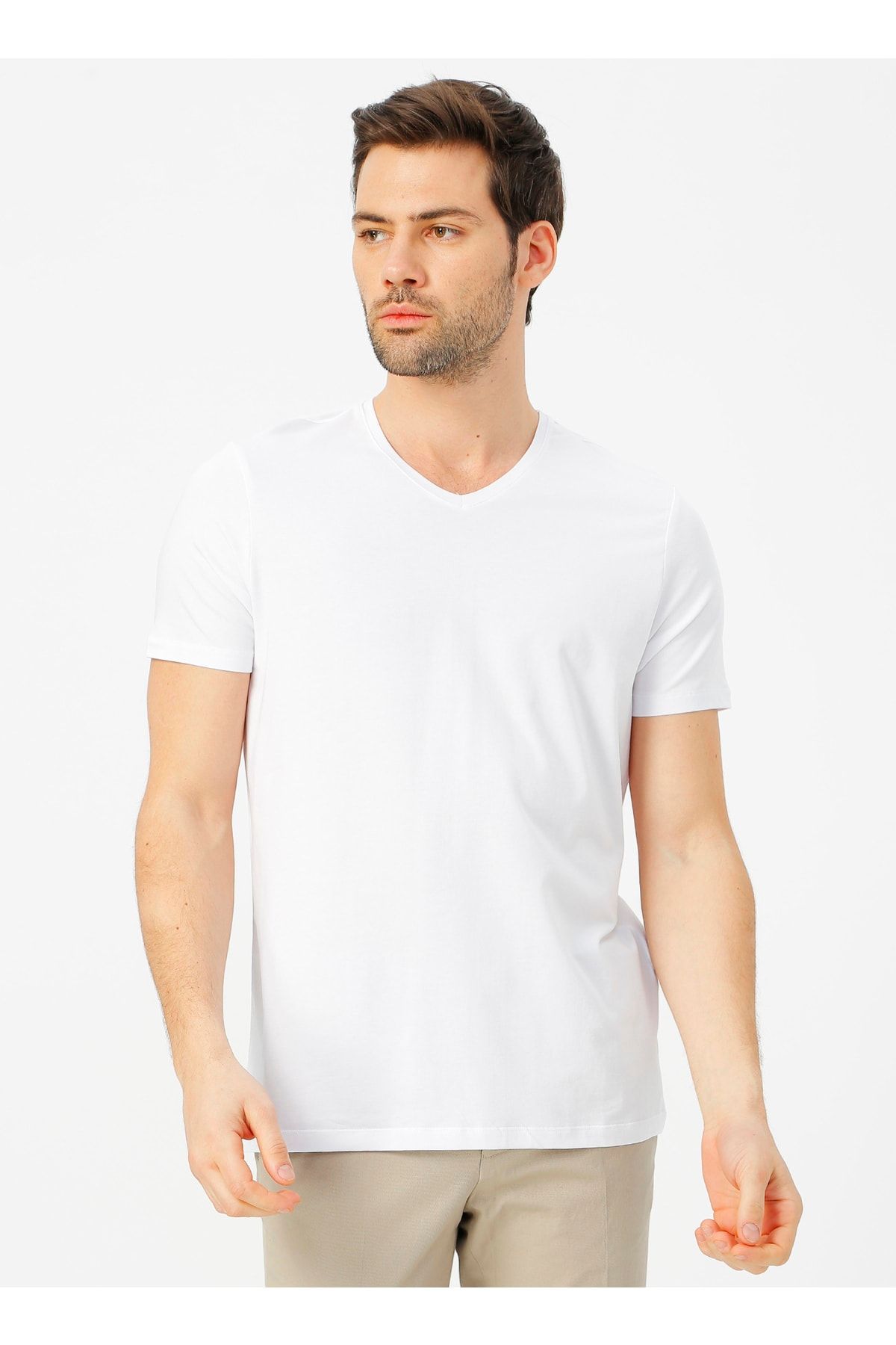 Fabrika V Yaka Basic Düz Beyaz Erkek T-shirt - Basıc V