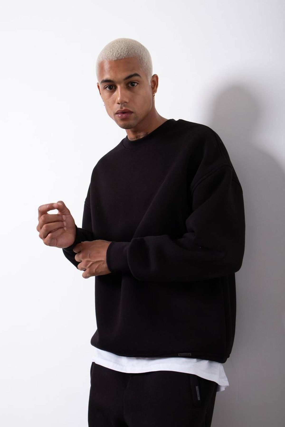 XHAN Siyah Organik Pamuklu Şardonlu Oversize Sweatshirt 3kxe8-46416-02