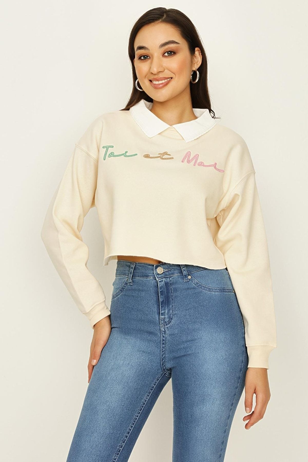 Select Moda Kadın Ekru Gömlek Yaka Yazı Detaylı Sweatshirt