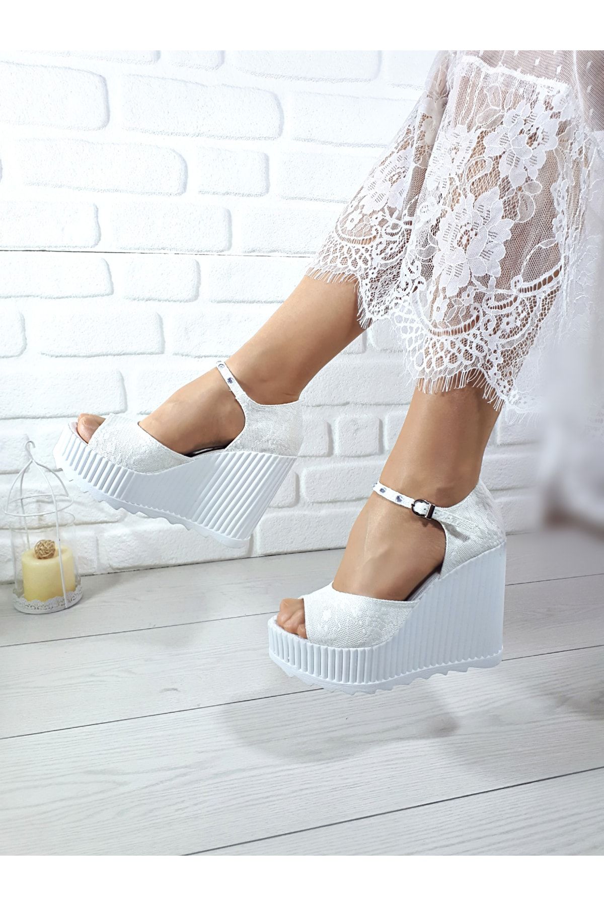 Modavien Kadın Beyaz Dolgu Yuksek Topuk Gelin Ayakkabısı 710sandalet