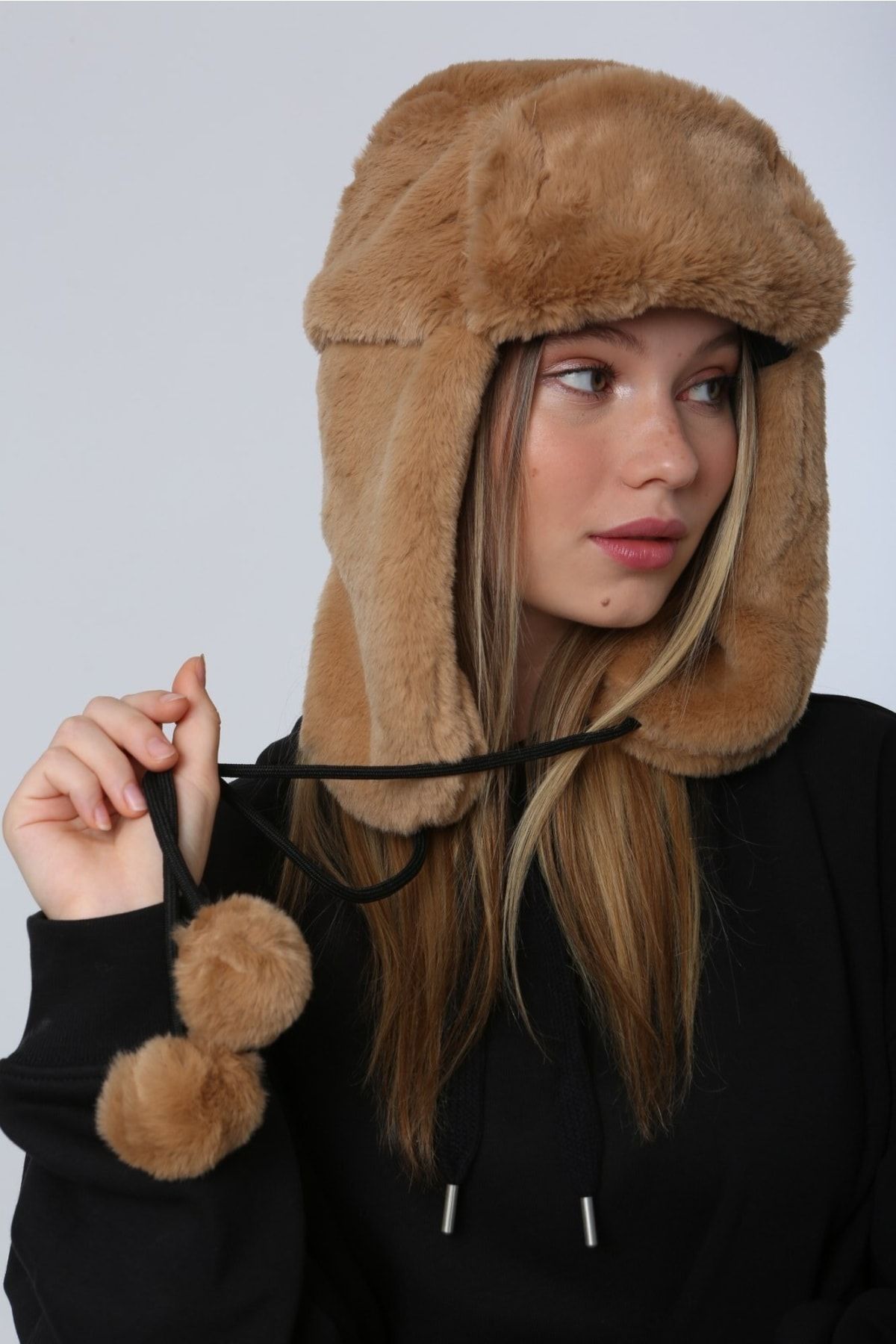 Luminos Butik Kadın Camel Kürklü Kulaklıklı Peluş Şapka Bere1103