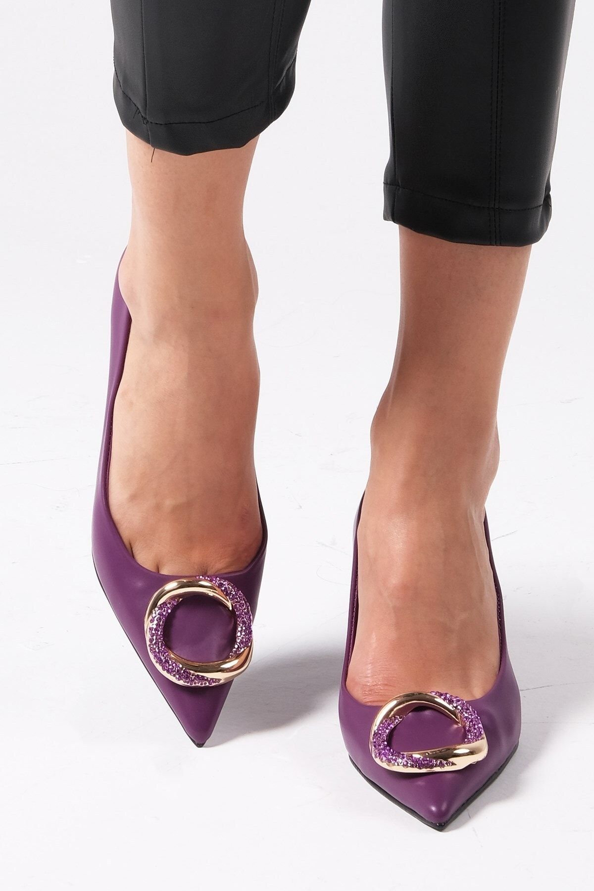 Mio Gusto Caterina Mor Renk Taşlı Metal Tokalı Kadın Stiletto Topuklu Ayakkabı