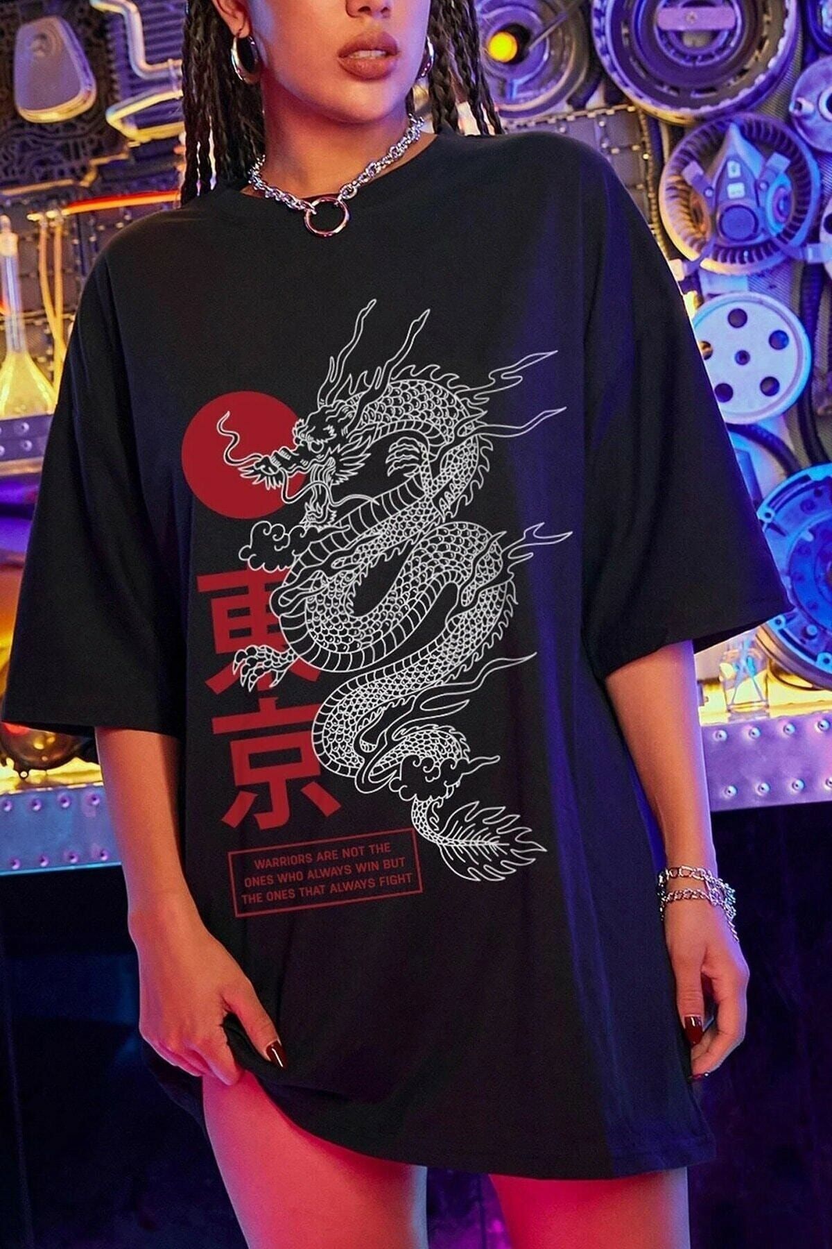 LEGION Kadın Siyah Oversize Dragon Baskılı T-shirt