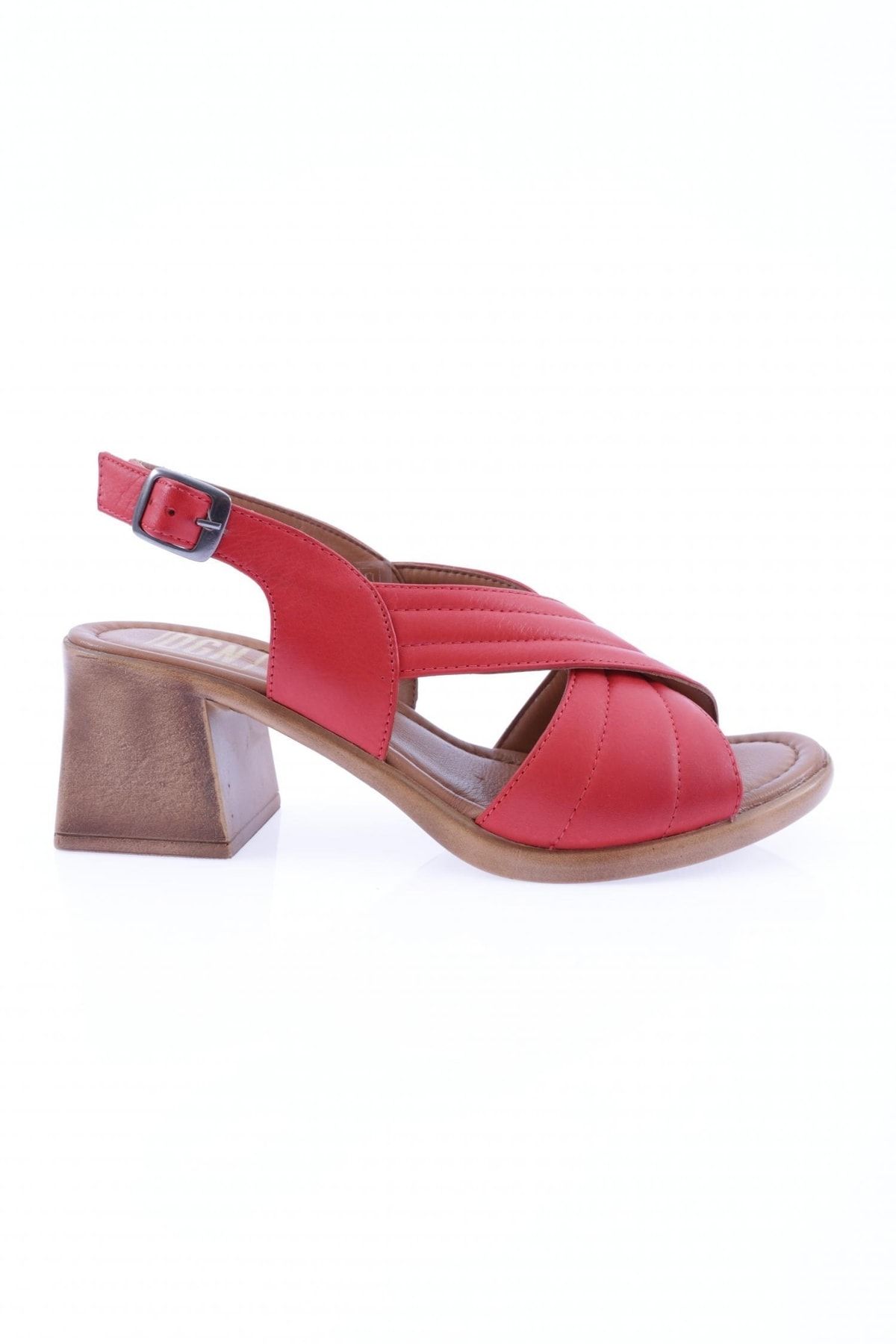 Dgn 12003-22y Kadın Çapraz Bant Kısa Topuklu Sandalet Hakiki Deri Kırmızı