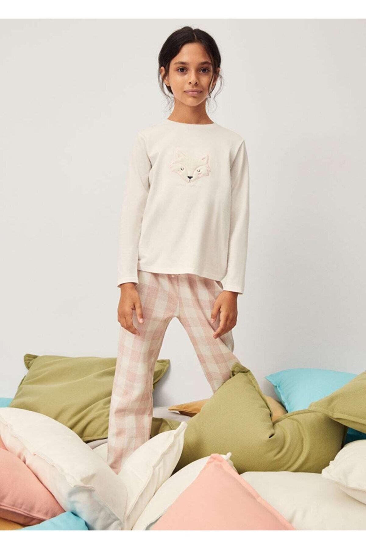 MANGO Kids Kabartma Desenli Uzun Pijama Takımı
