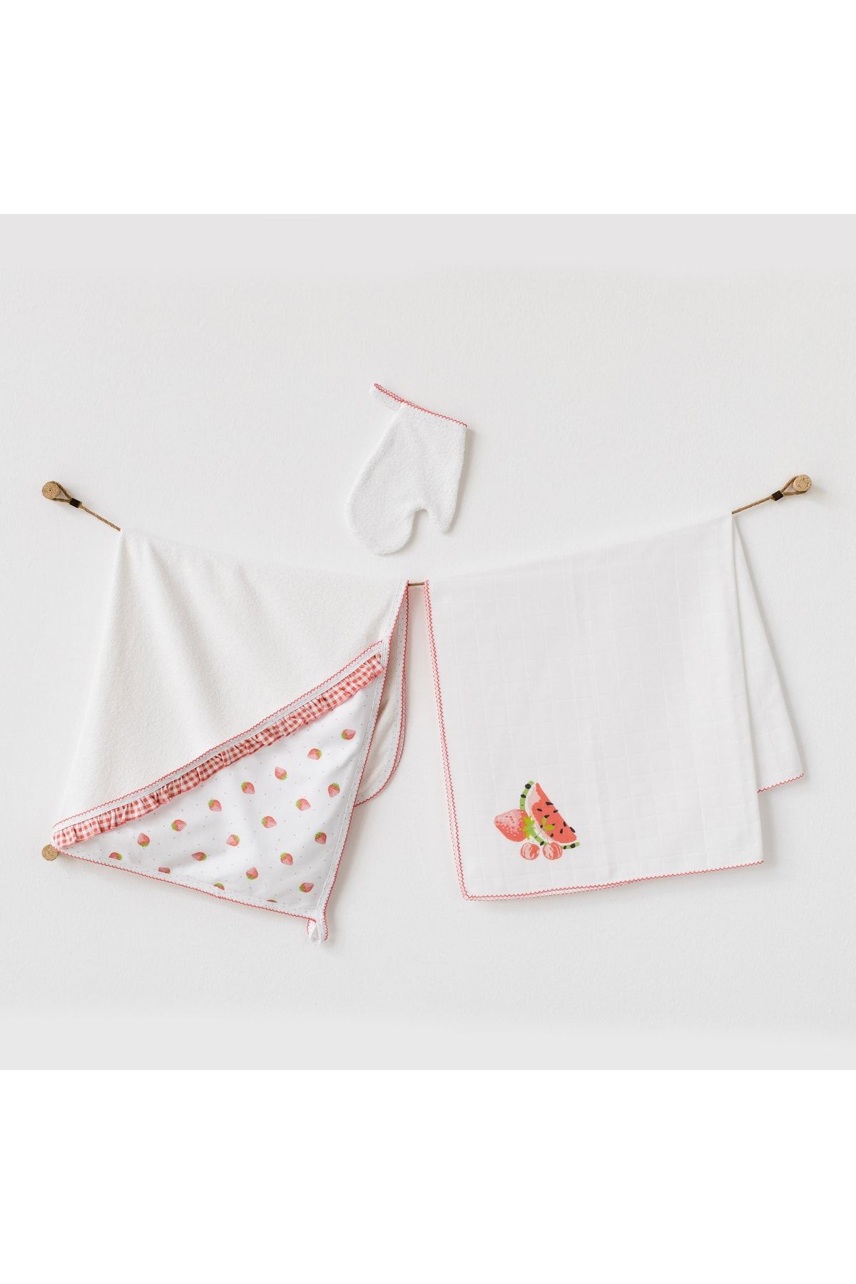 Andy Wawa Bebek Havlu Takım 3 Pcs Towel Muslın Set Strawberry Pıcnıc Tıme