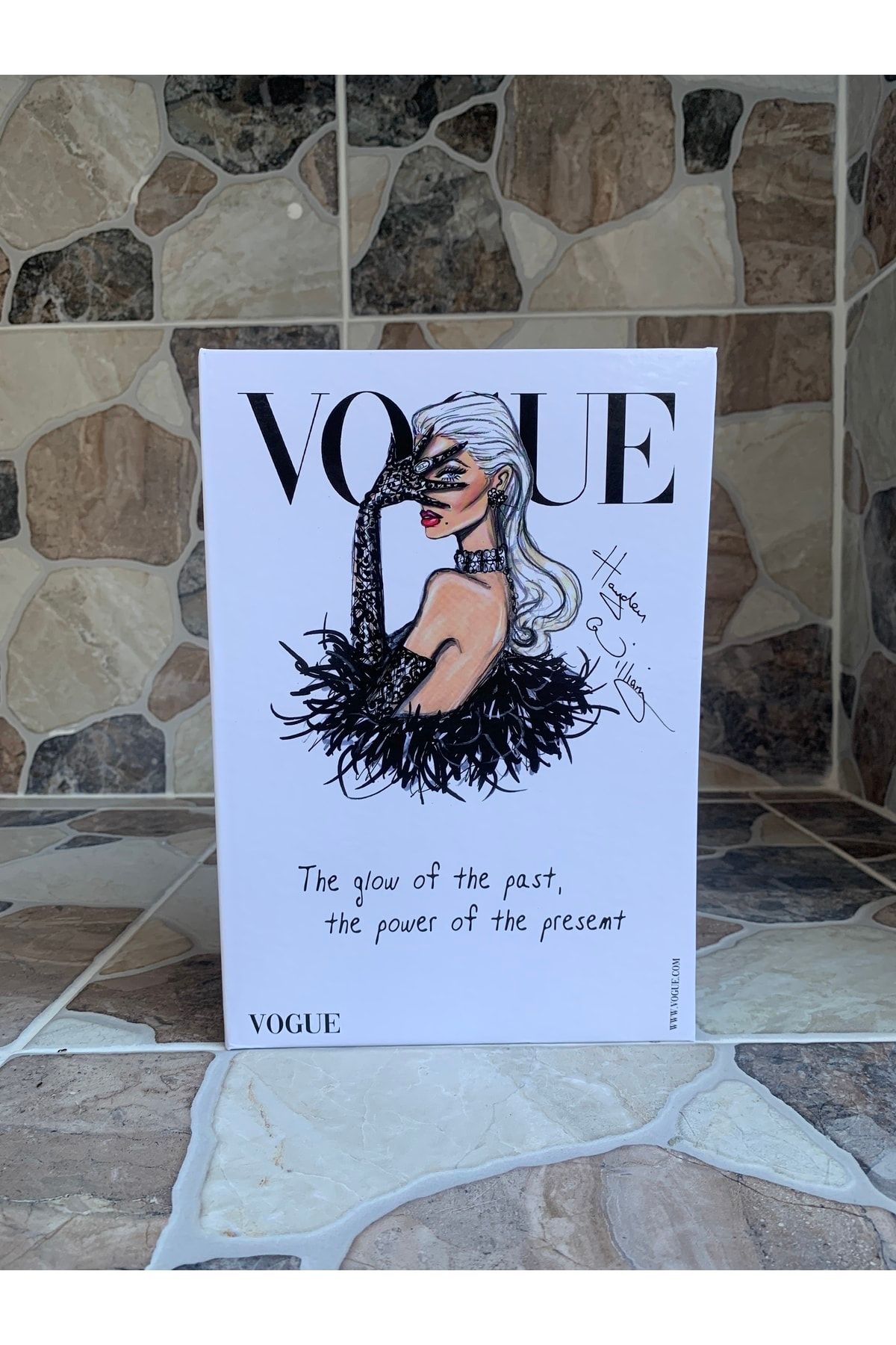 Azra hediyelik eşya ve tekstil ürünler Vogue Yazılı Dekoratif Kitap Kutu