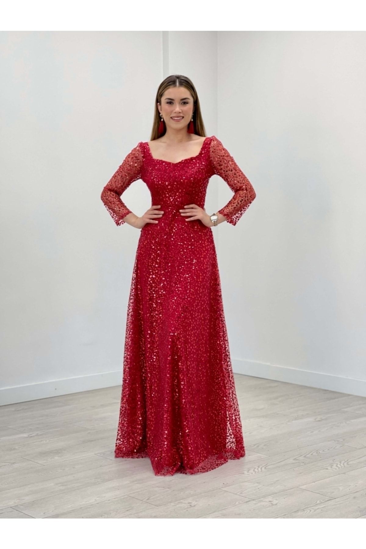giyimmasalı Tül Üzeri Üç Boyutlu Payet Prenses Elbise - Kırmızı