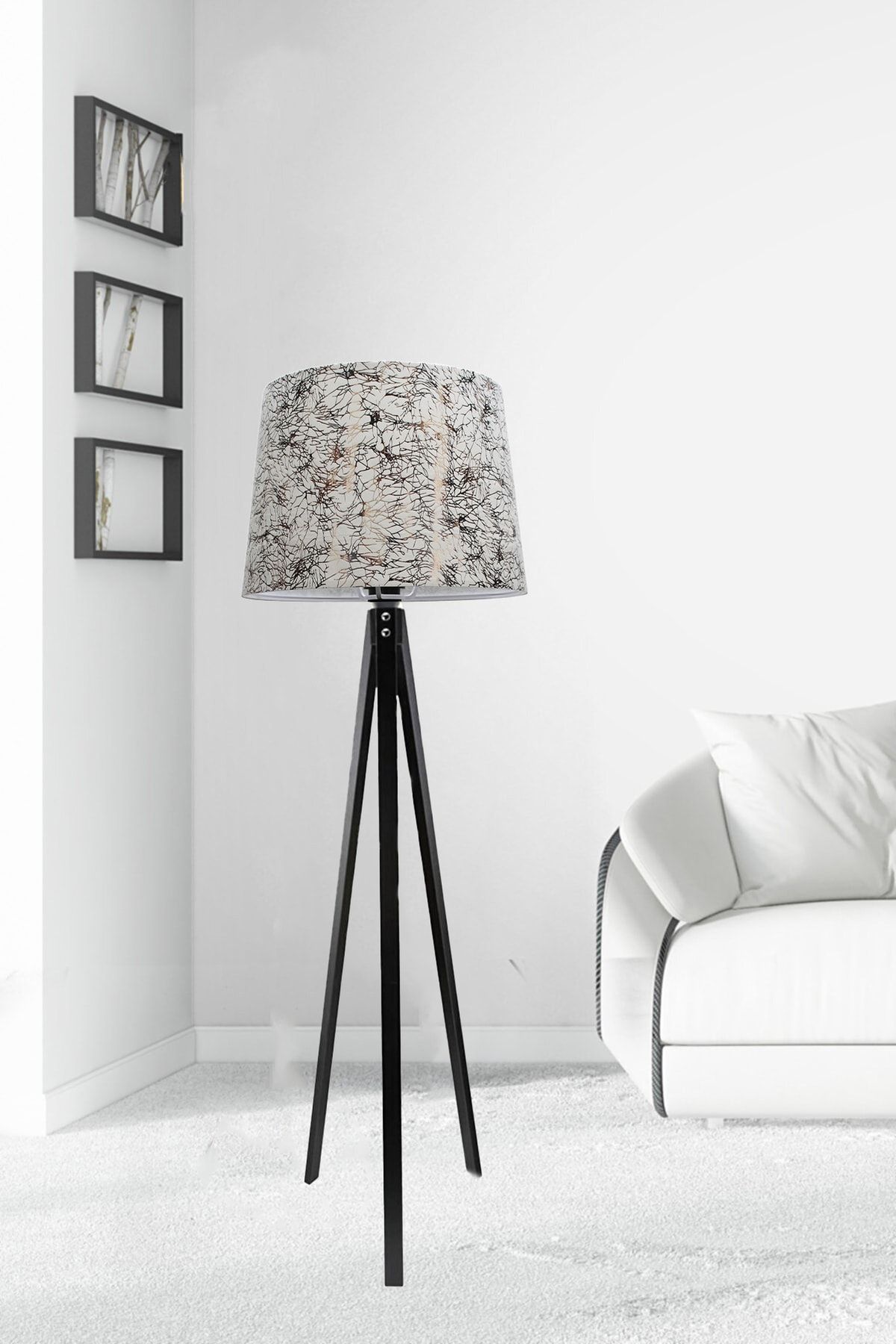 BBY HOME & DESIGN Lambader Tripod Jocasa Model
