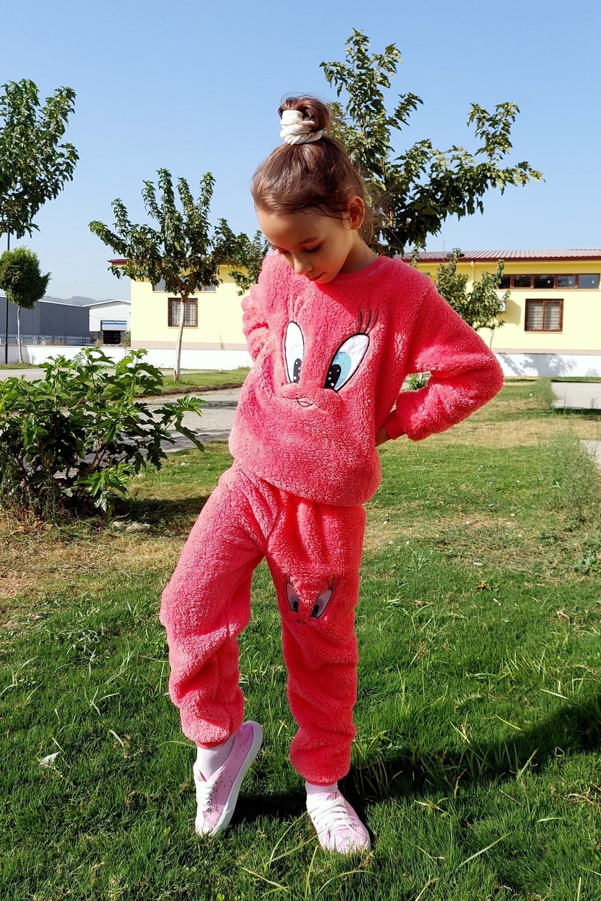 Eylül Bebe Kız Çocuk Peluş Tweety Desenli Pijama Takım