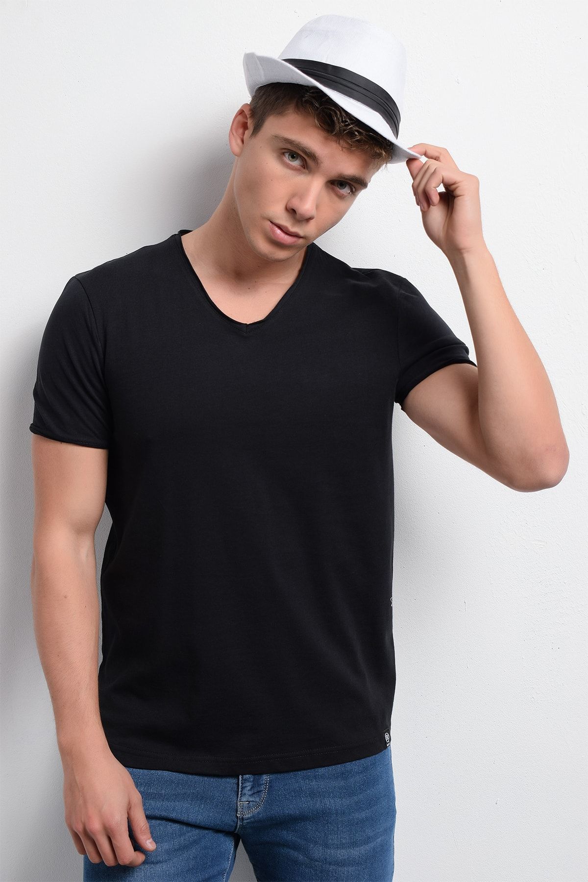 Rodi Jeans Rodi Rd19ye279974 Siyah Erkek Fırçalı Süprem V Yaka T-shirt