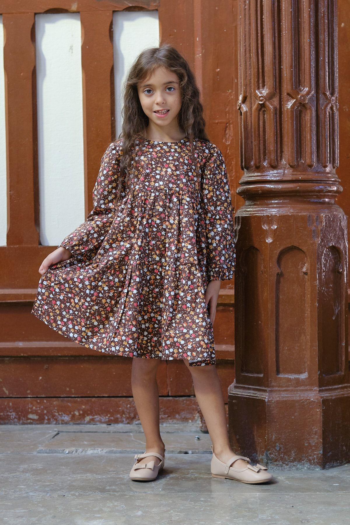 KÜÇÜĞÜM BUTİK Vintage Uzun Kol Kahverengi Çiçekli Kız Çocuk Poplin Elbise