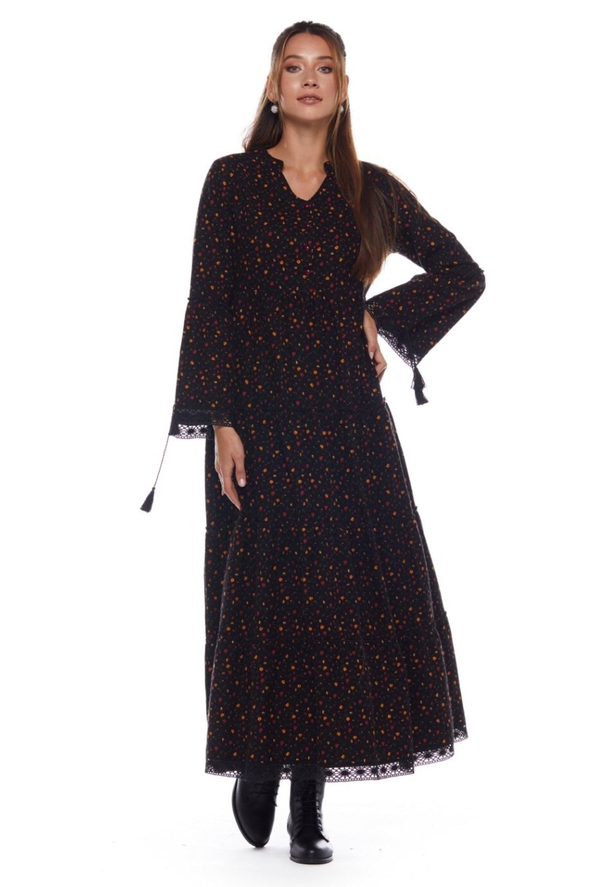 Newbutix Pazen Siyah Dantelli Çıtır Desen Uzun Elbise