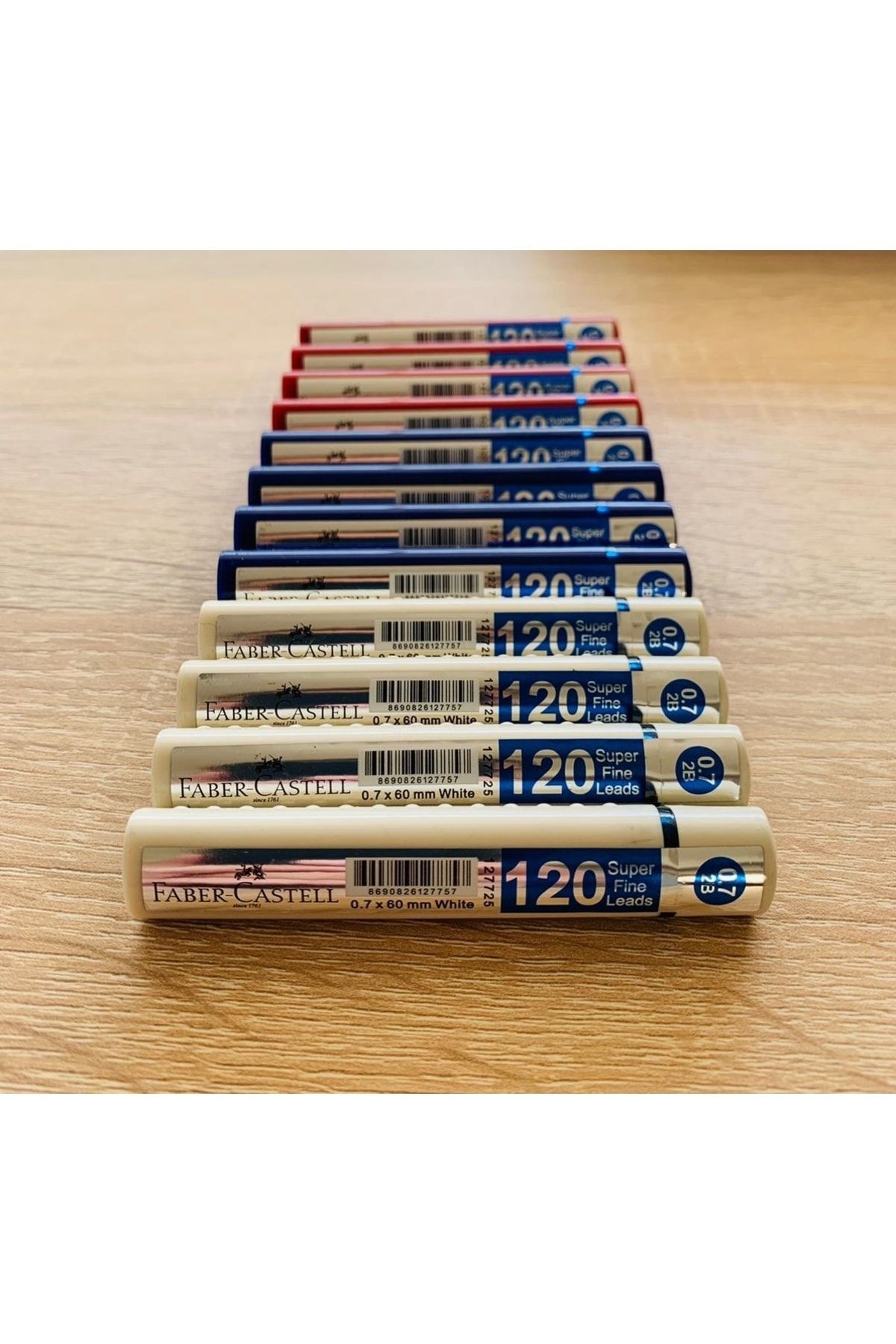 Faber Castell Grip Min Kalem Ucu 0.7 Karışık Renkli Paket 12 Adet (4 Beyaz 4 Mavi 4 Kırmızı)