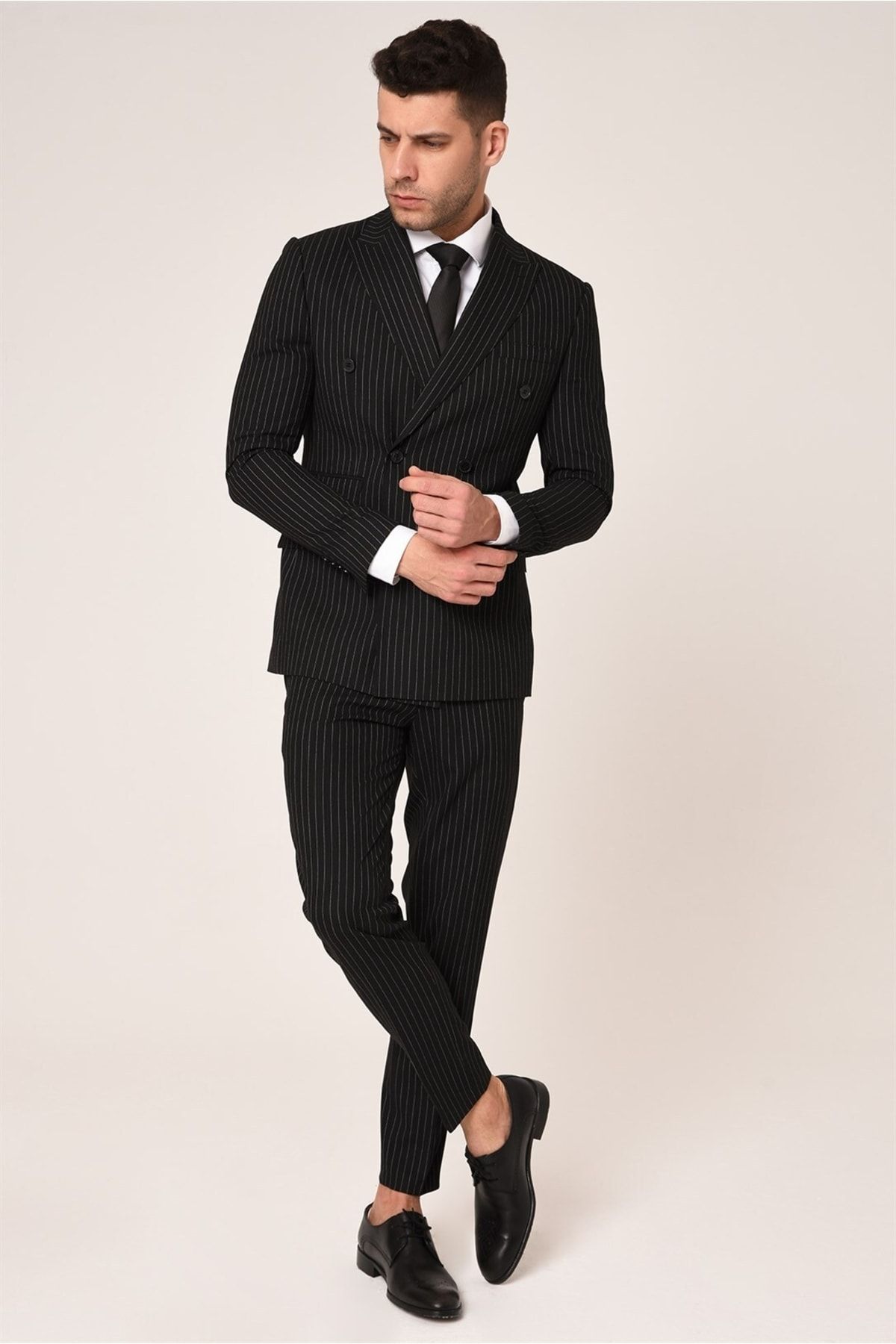 AGUSTİNİ Siyah Beyaz Çizgili Kruvaze Takım Elbise Slim Fit İtalyan Stil