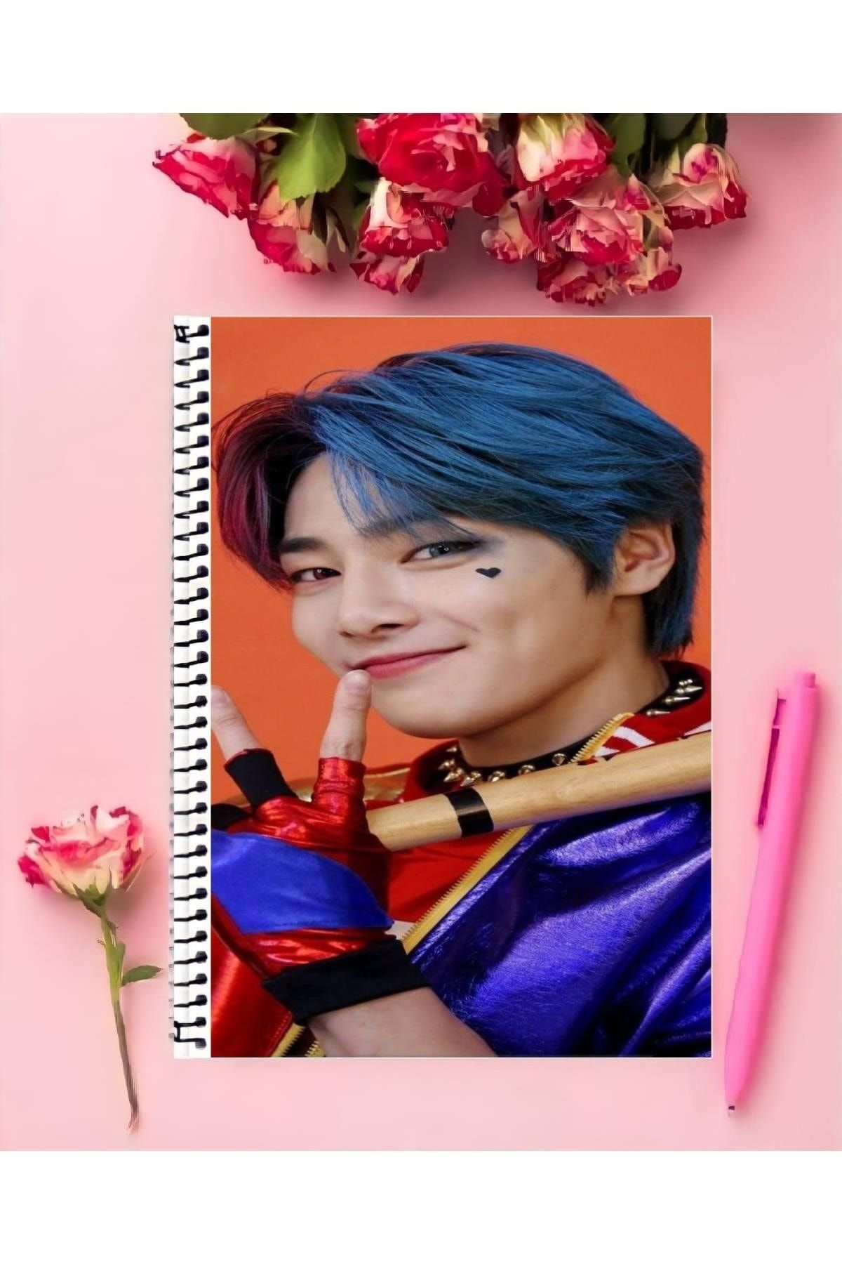 animeandyourworld Yang Jeongin I.n Stray Kids Defter 1 Adet Özel Tasarım A4 Boyutu 21*29 Cm Telli Çizgili Büyük