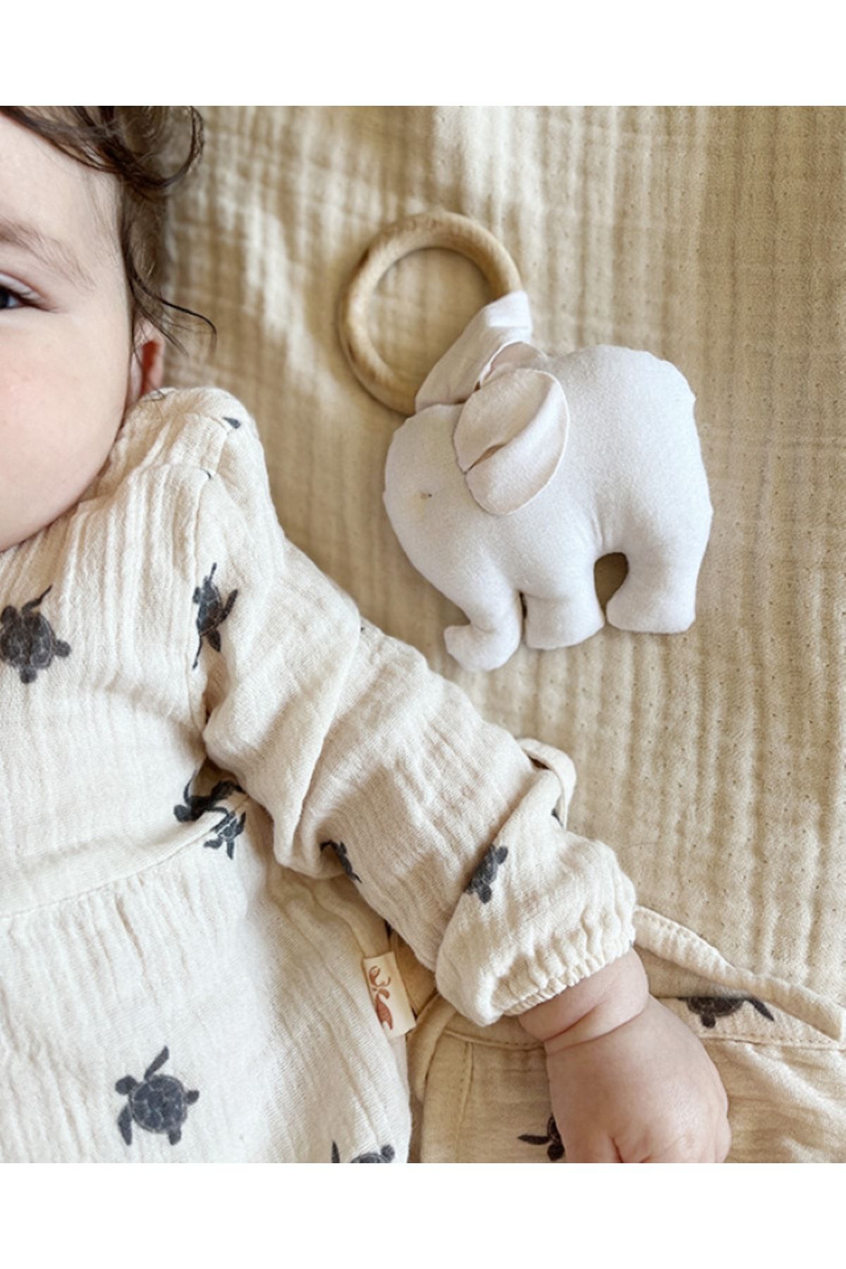 MOOSE STORE BABY&KIDS Organik Pamuklu Kumaş Beyaz Fil Diş Kaşıyıcı Halka Doğal Ahşap Bebek
