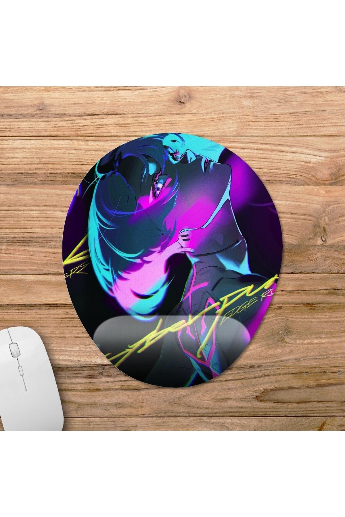 Pixxa Cyberpunk: Edgerunners - Lucy Bilek Destekli Mousepad Model - 2 Oval