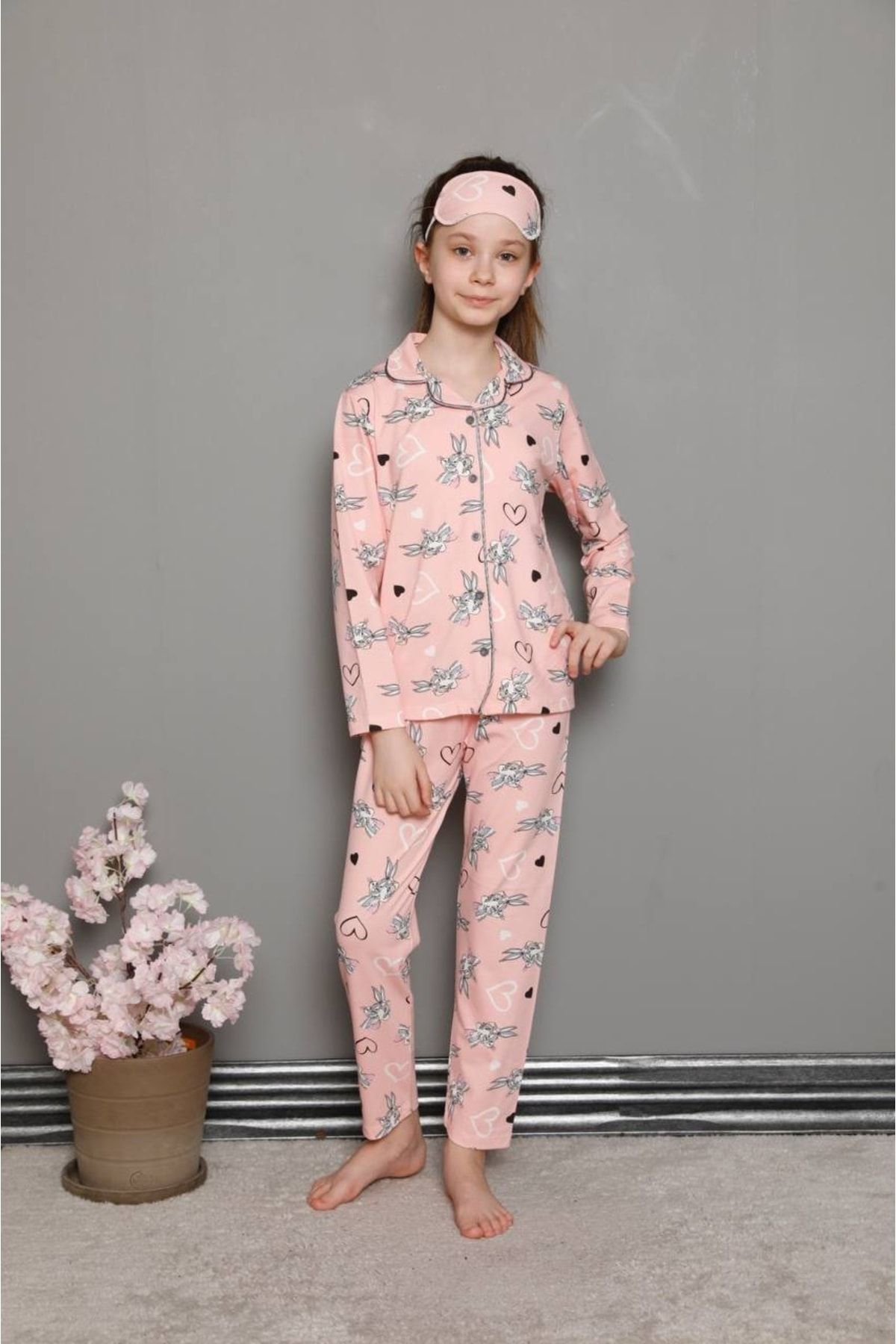 Lolliboomkids Kız Çocuk Uzun Kulak Tavşan Bunny Desen Pembe Renk Düğmeli Pijama Takımı