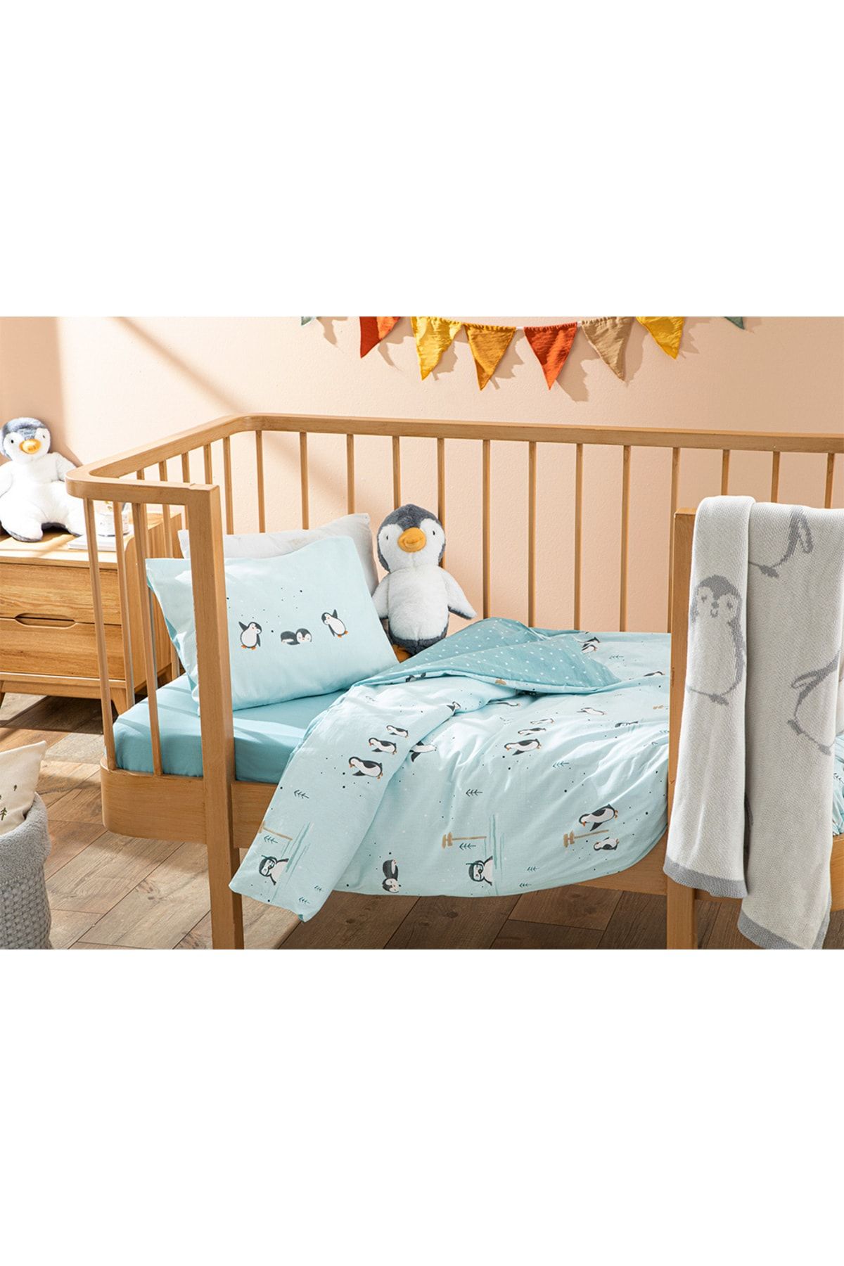 English Home Little Penguin Pamuklu Bebe Nevresım Takımı 100x150 Cm Mint