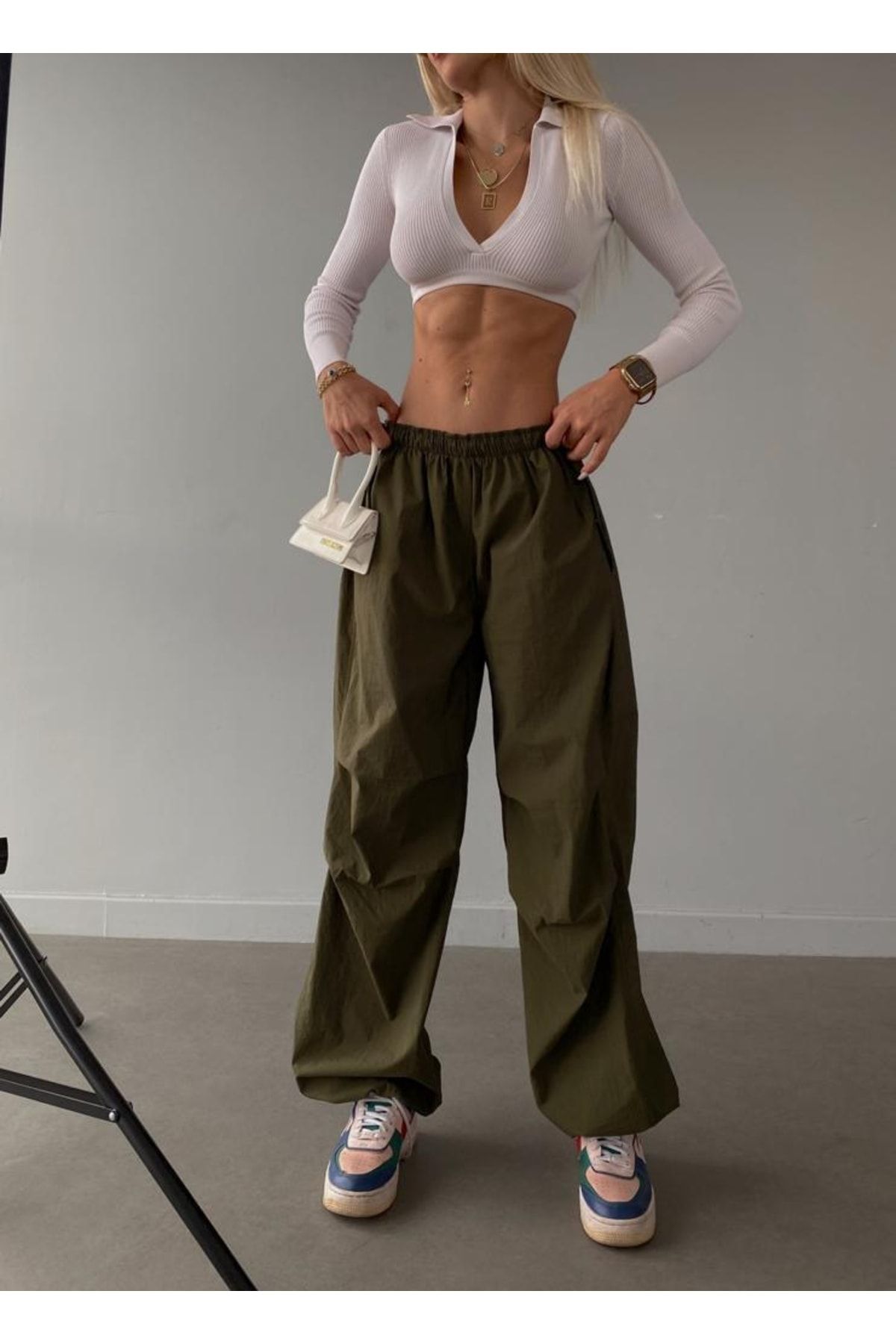 Laleli Butik Kadın Haki Paraşüt Kumaş Pantolon