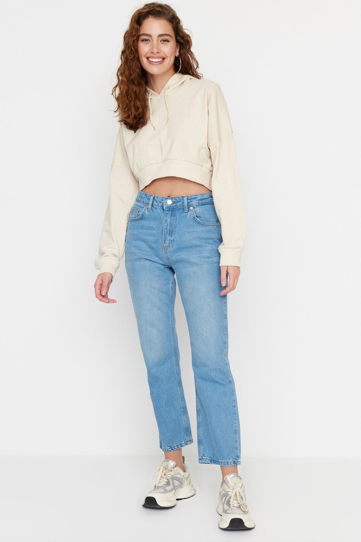 TRENDYOLMİLLA Açık Mavi Yüksek Bel Straight Jeans TWOAW23JE00692