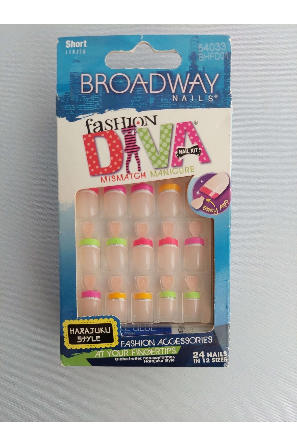 Broadway Nails Broadway Takma Tırnak Seti Tırnak Yapıştırıcılı - Bhfd01 - 54033