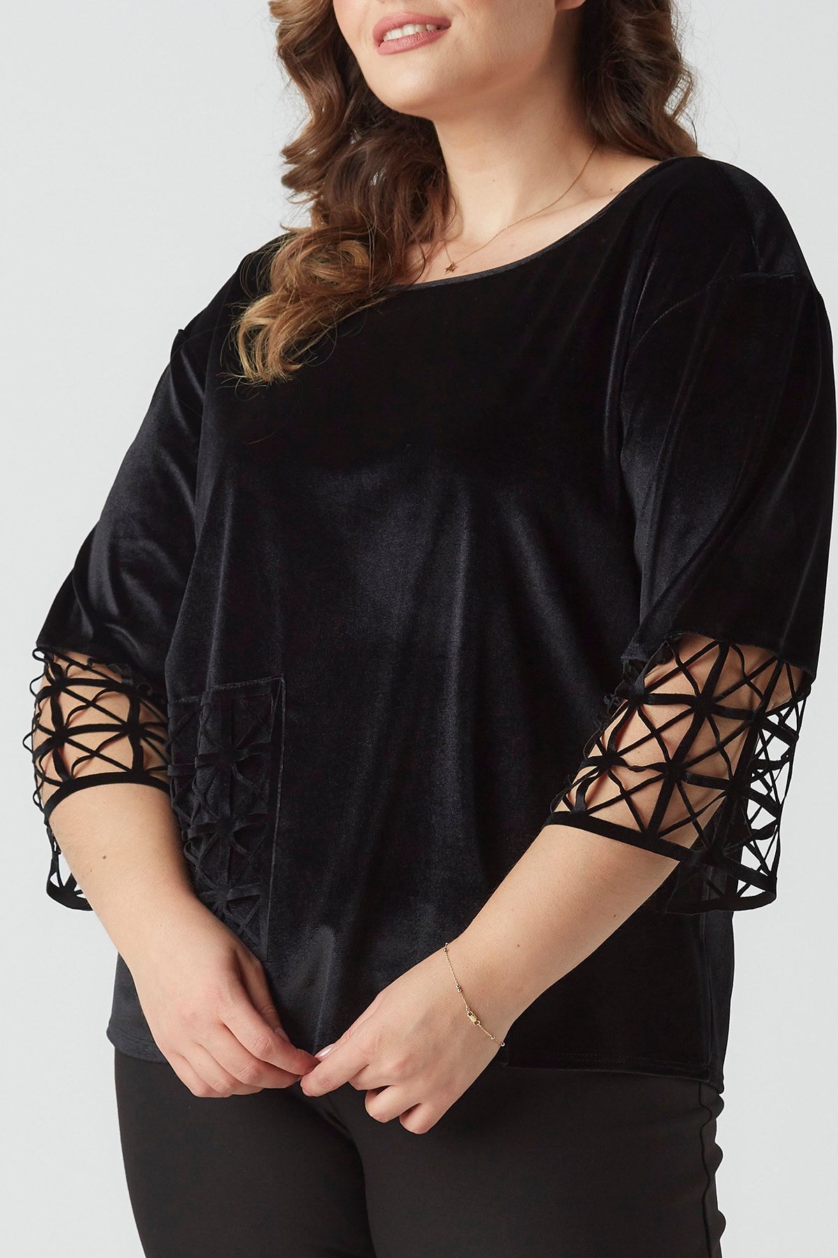 Moda Alba Siyah Truvakar Kol Desenli Cepli Kadın Büyük Beden Şık Kadife Bluz