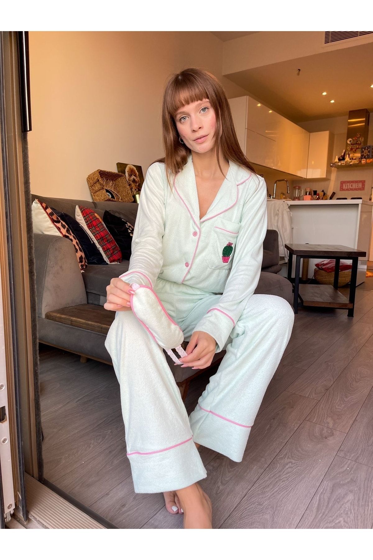 Serbella Mint Üzeri Kaktüs Nakış Işlemeli Pijama Takımı