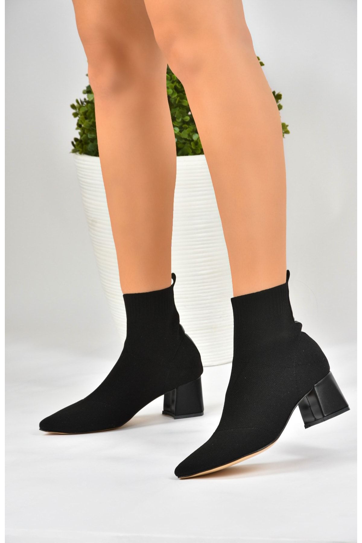 Fox Shoes Siyah Triko Kalın Topuklu Kadın Bot L422763057