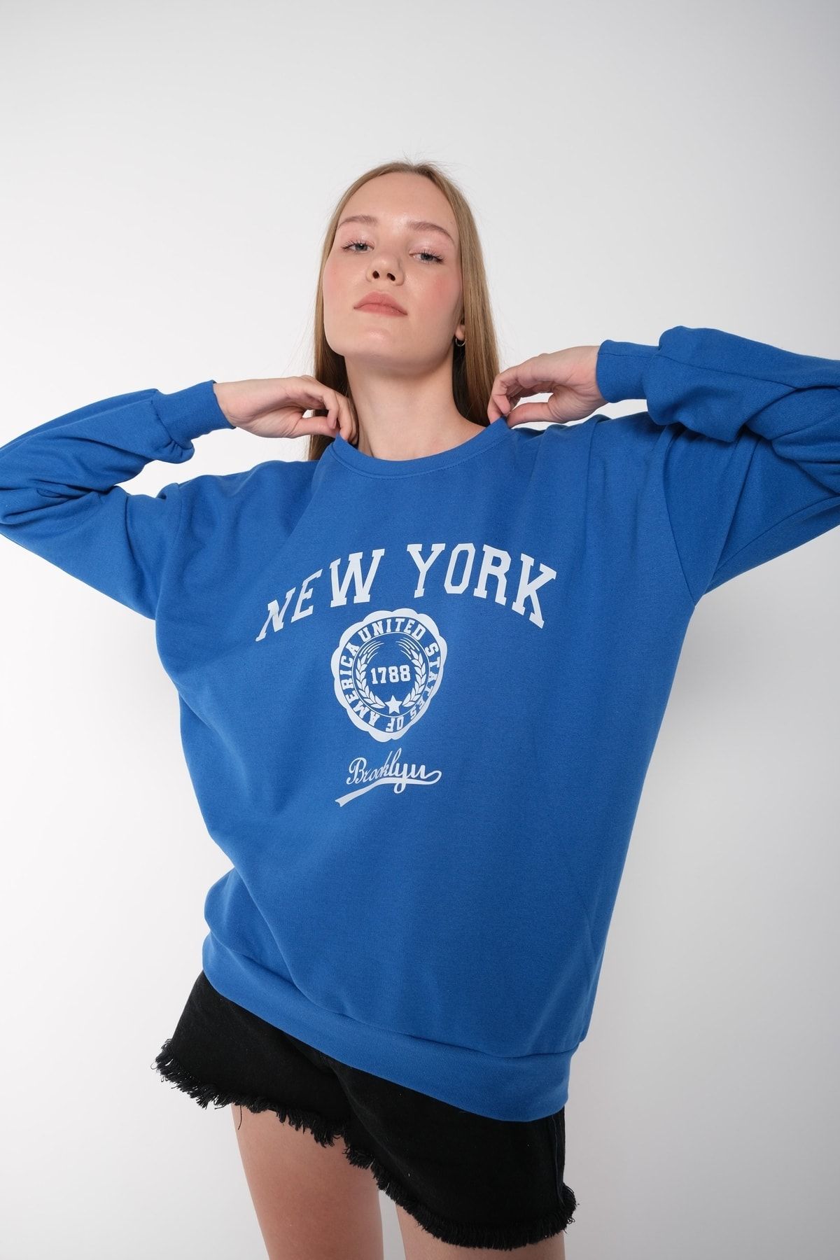 MODAGEN Kadın Sax Mavi New York Baskılı Bisiklet Yaka Oversize Sweatshirt