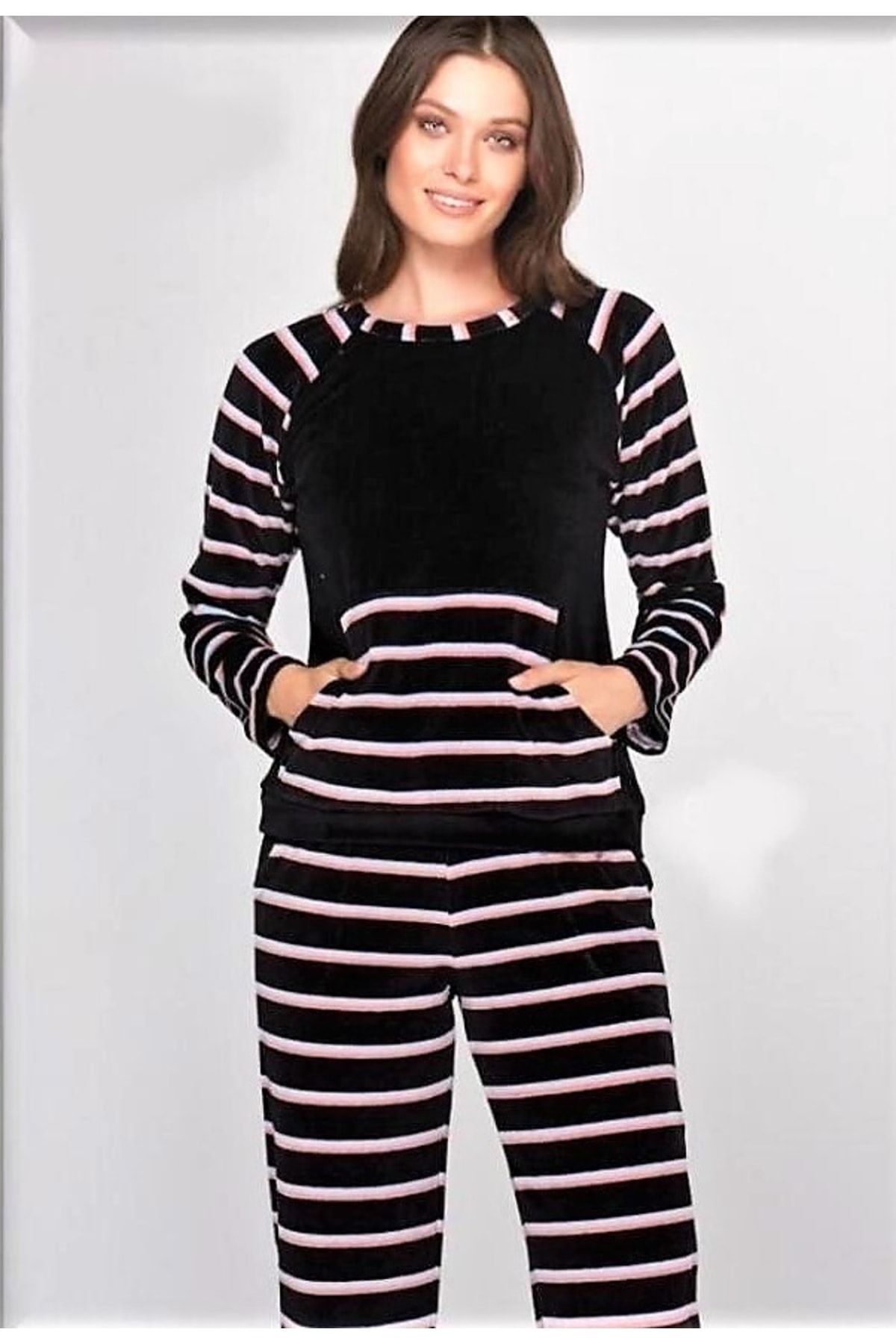 Marilyn Pijama Kadife Pijama Takımı Siyah Çizgili