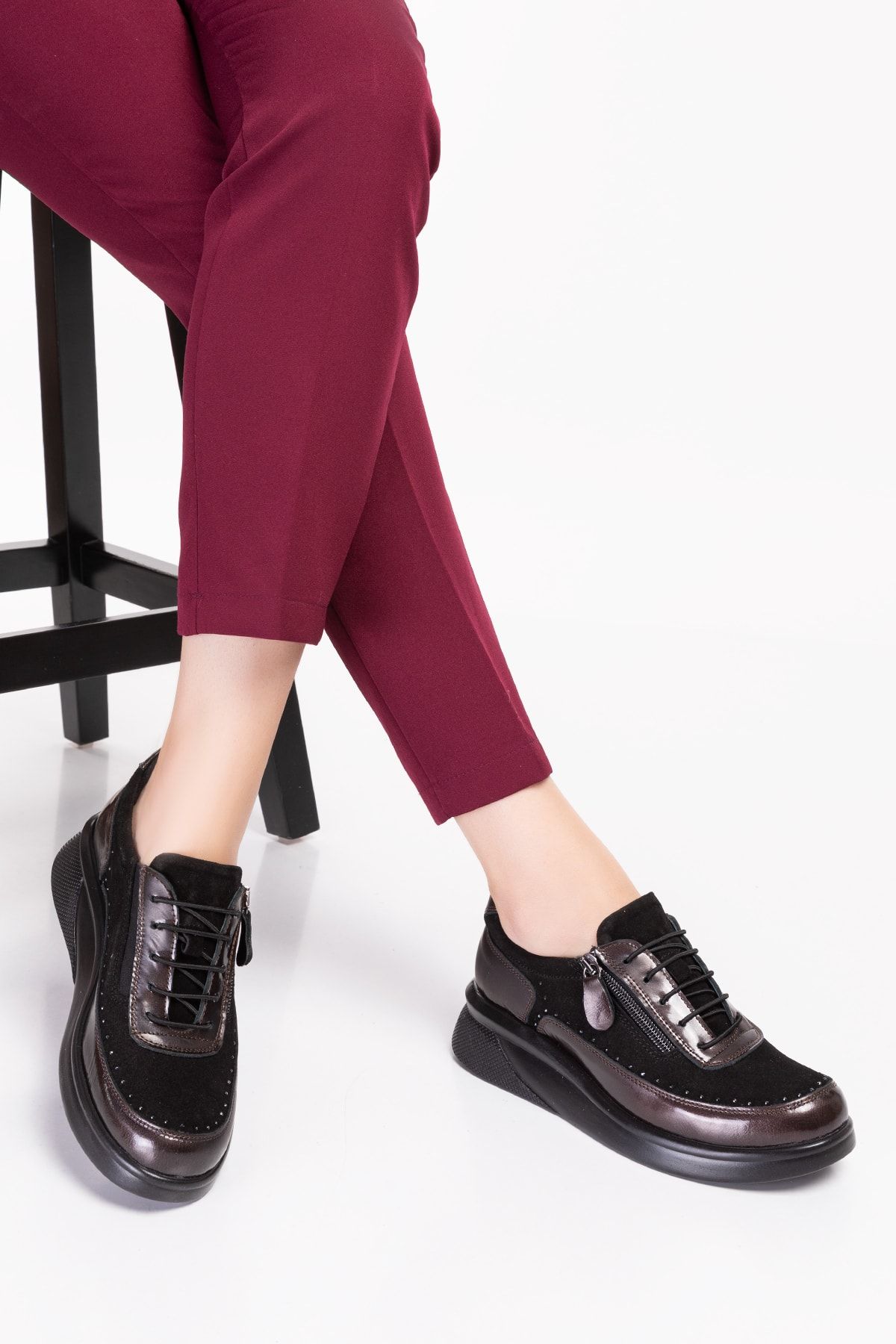 Akgün Terlik Kadın Bakır Taş Detay Hakiki Deri Comfort Ayakkabı
