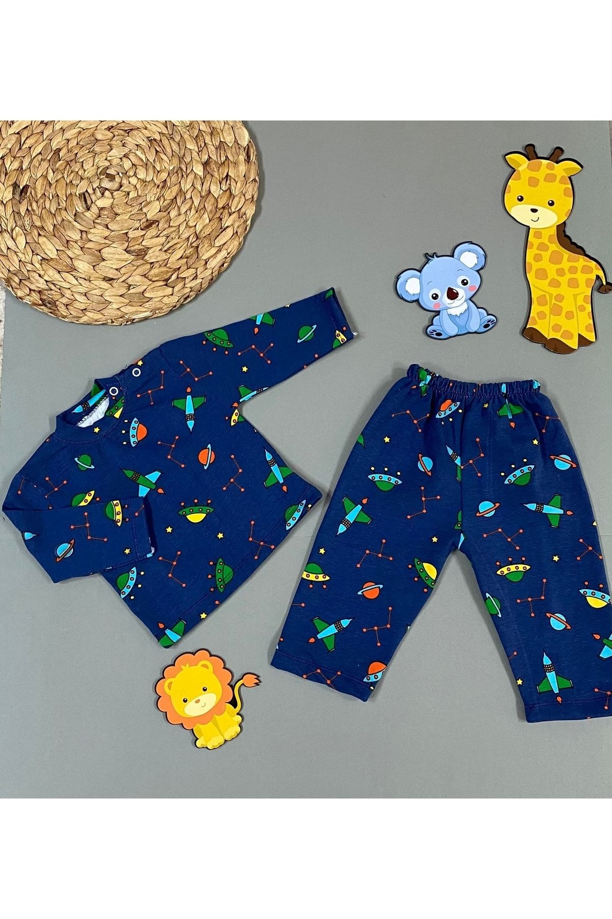 Petite Ponpon Baby Erkek Bebek Lacivert Uzay Desen Uzun Kollu Pijama Takımı 0-24 Ay