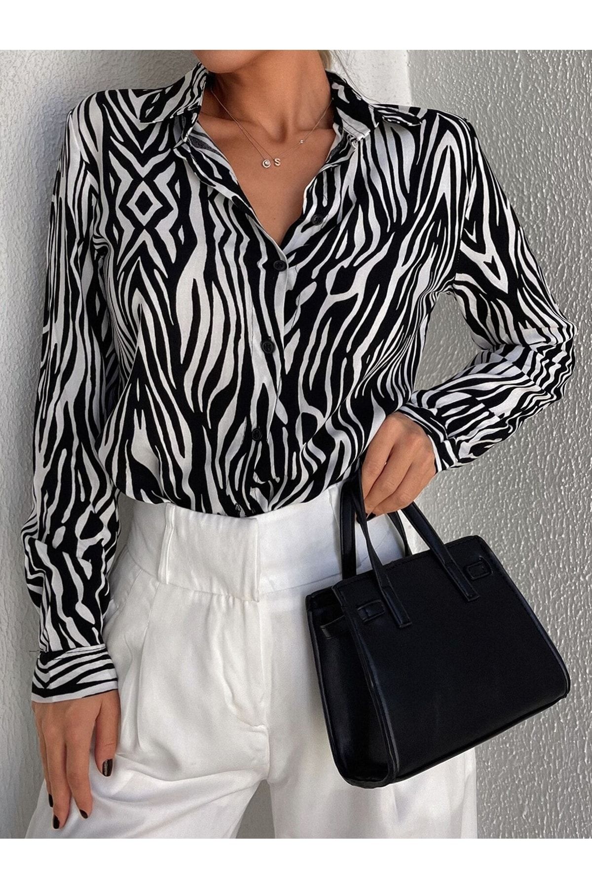 Bianco Lucci Kadın Siyah Zebra Desenli Viskon Gömlek 10111029
