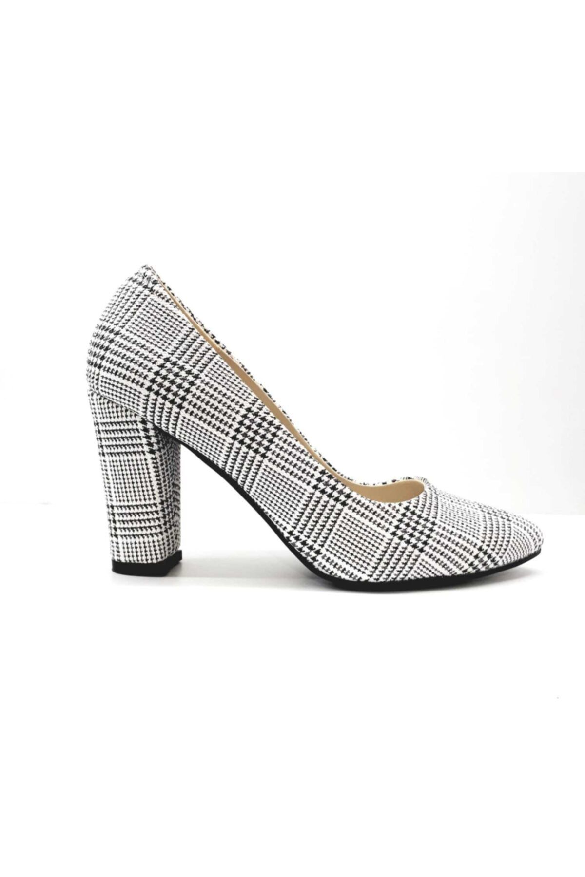 PUNTO Kadın Beyaz Ekose Klasik Stiletto Ayakkabı 462018z