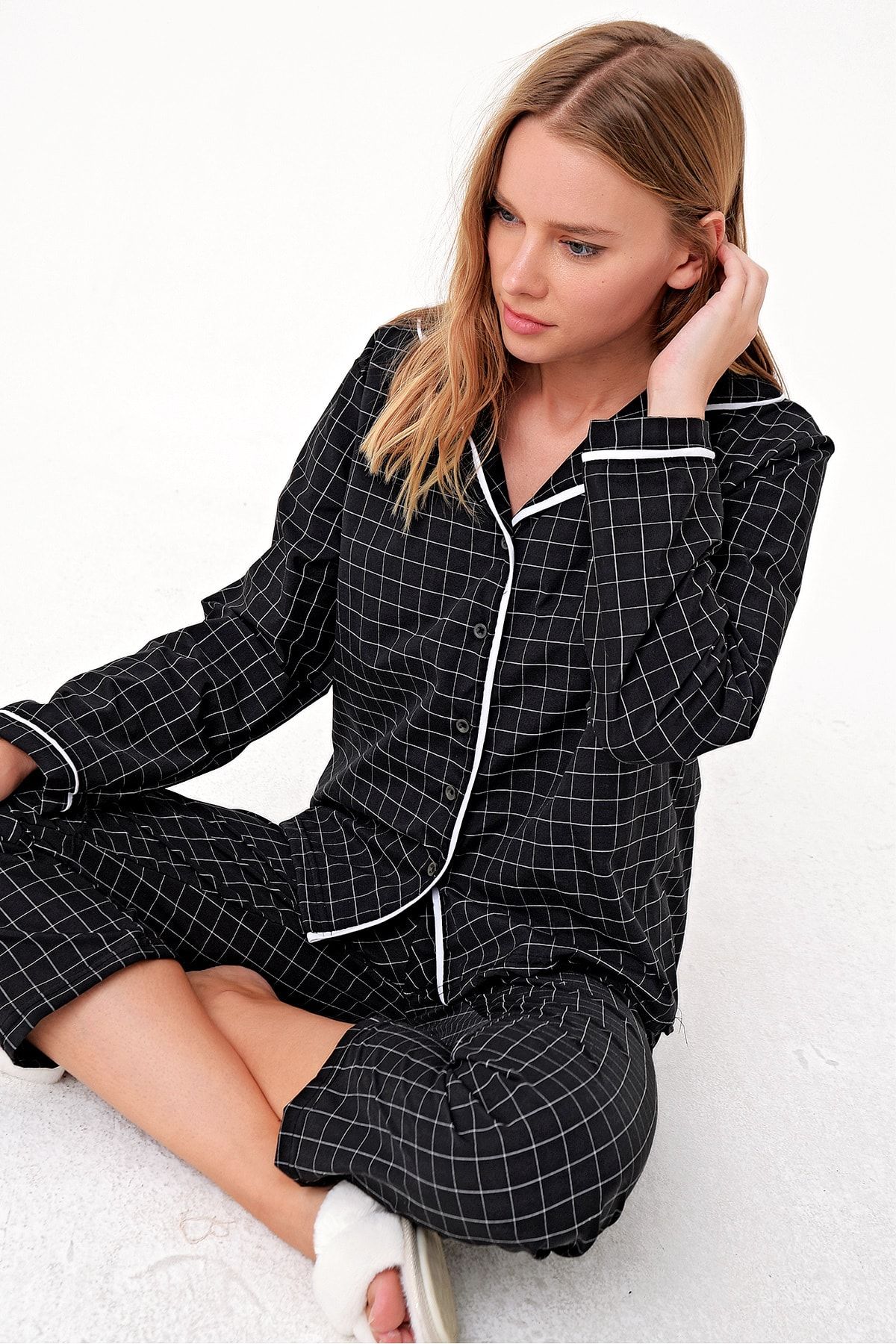 Trend Alaçatı Stili Kadın Siyah Kareli Dokuma Pijama Takım ALC-X5015