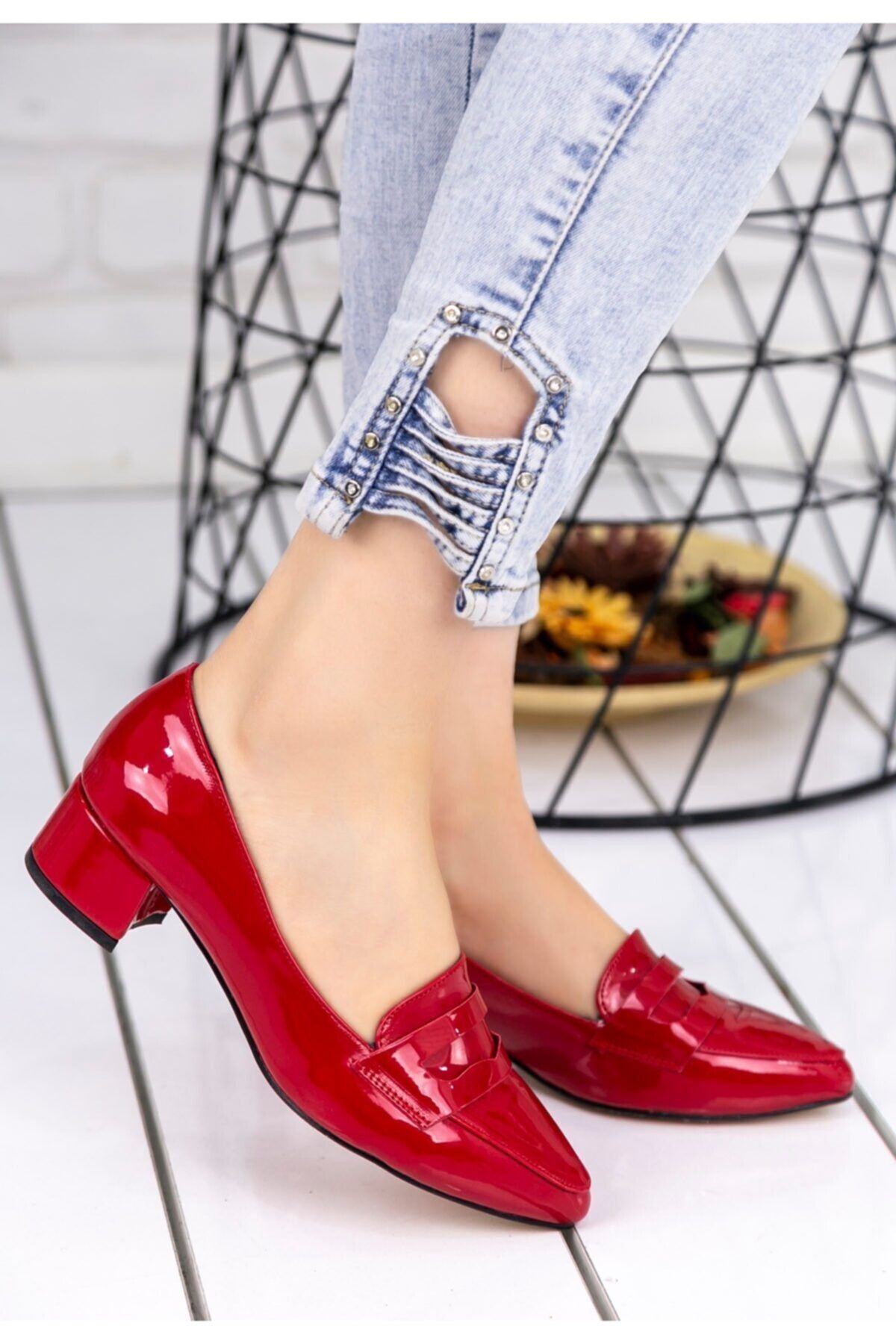 Erbilden Reyna Kırmızı Rugan Topuklu Ayakkabı