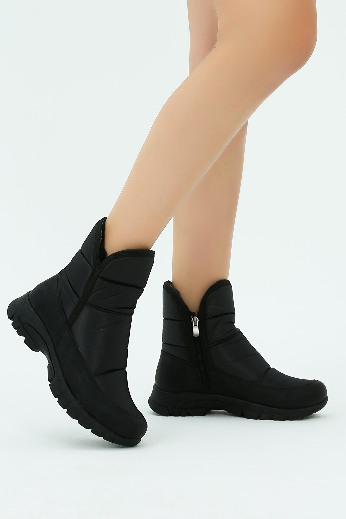 Pierre Cardin Kadın Siyah Su Geçirmez Kar Botu - Şık ve Pratik