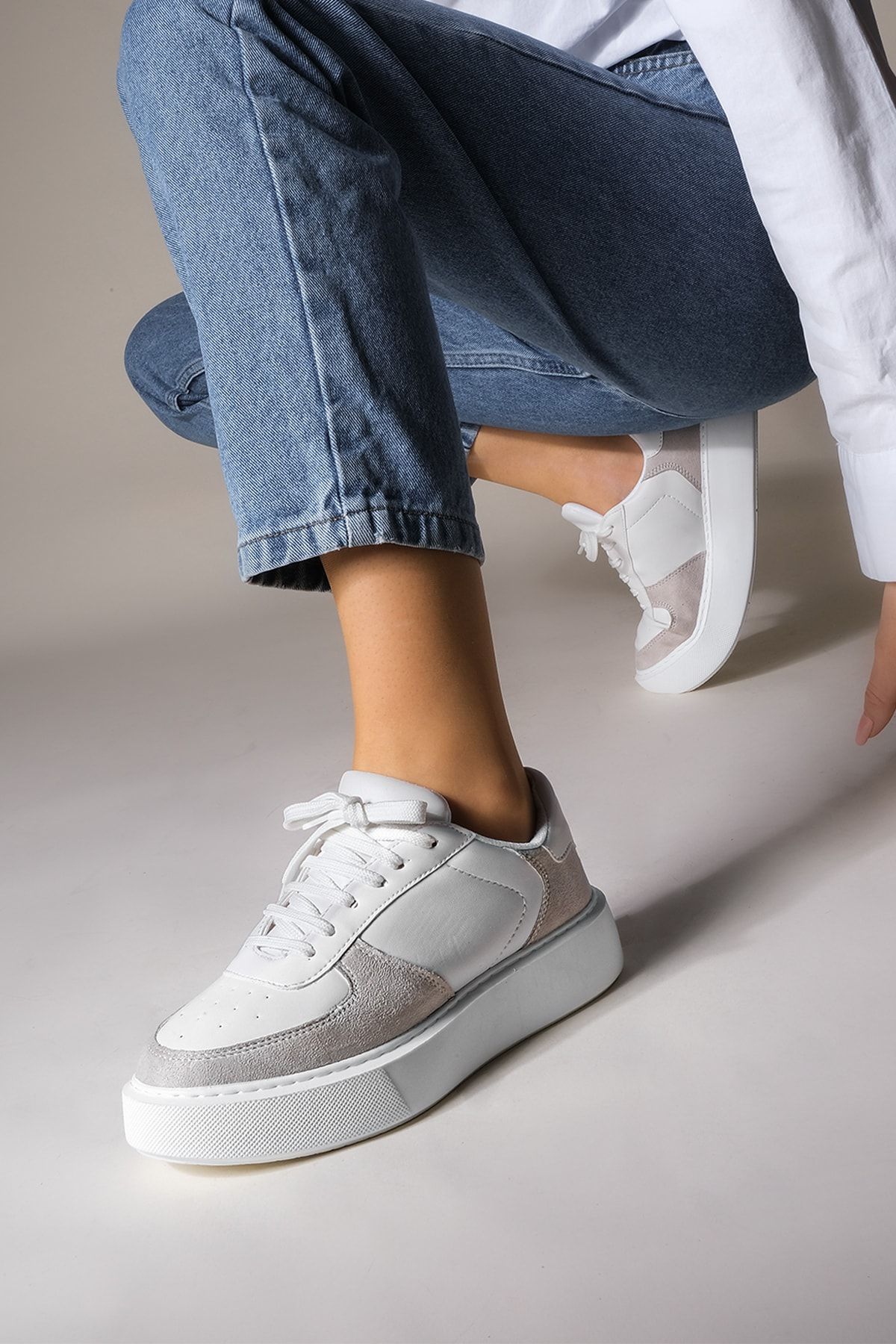 Marjin Kadın Sneaker Kalın Taban Bağcıklı Spor Ayakkabı Levido Beyaz