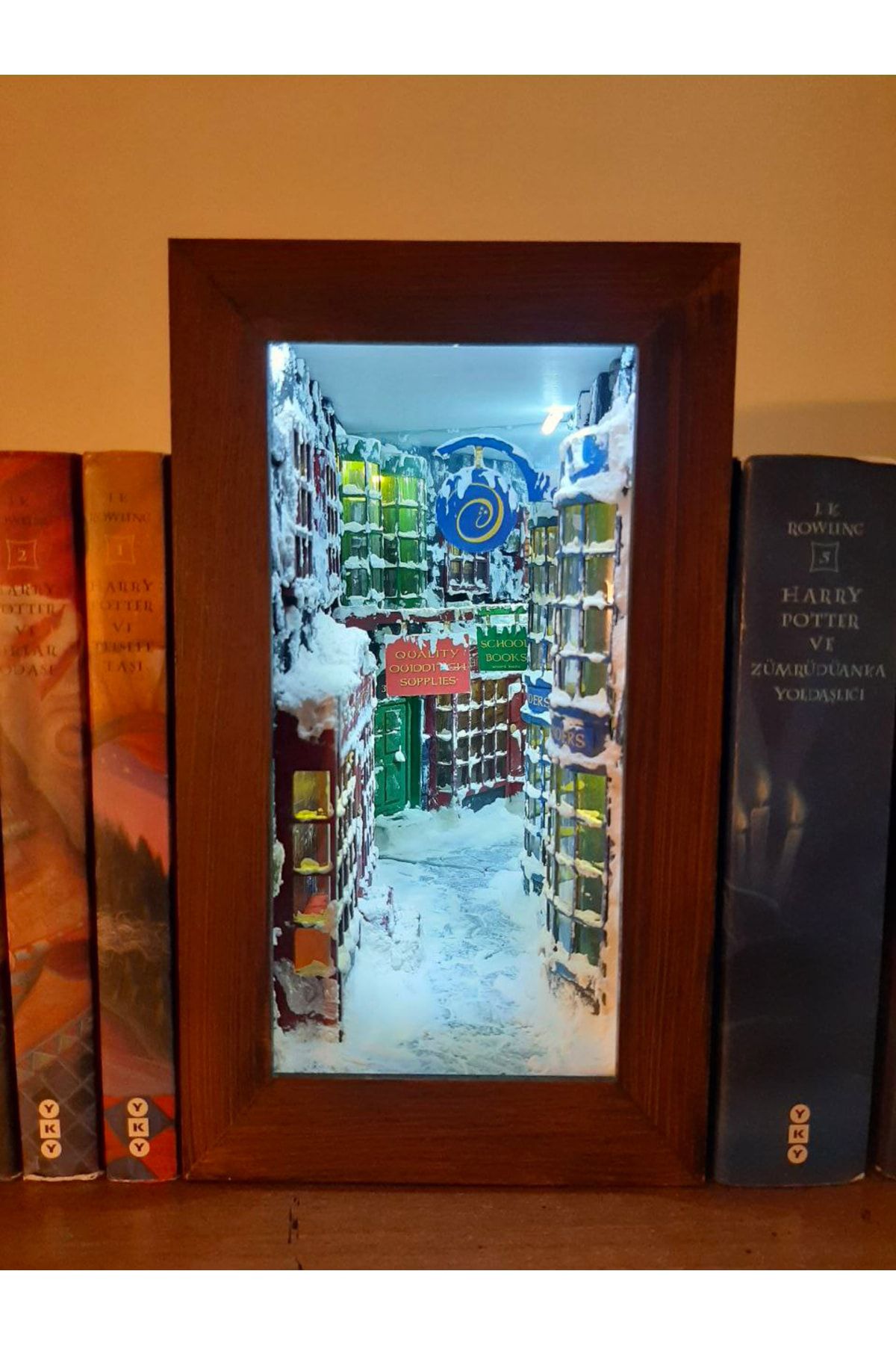 bmoon art&gift Harry Potter Diagon Alley Kış El Yapımı Book Nook Kitaplık Süsü Ve Ev Dekoru