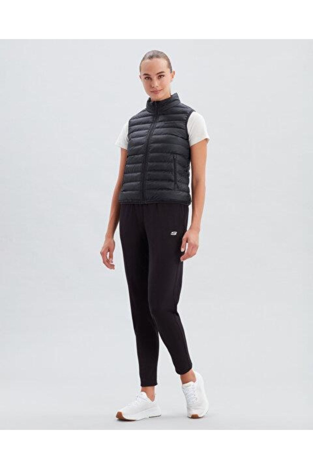 Skechers W Essential Vest Kadın Yelek S212262-001 Black