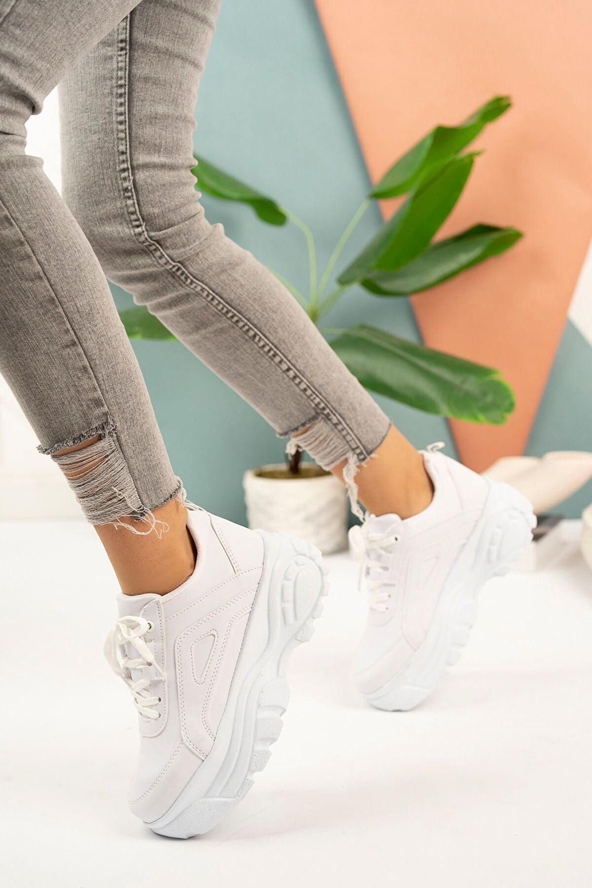 izlife Beyaz - Günlük Kadın Sneaker Kalın Yüksek Taban Bağcıklı Rahat Tiger Şeritli Spor Ayakkabı